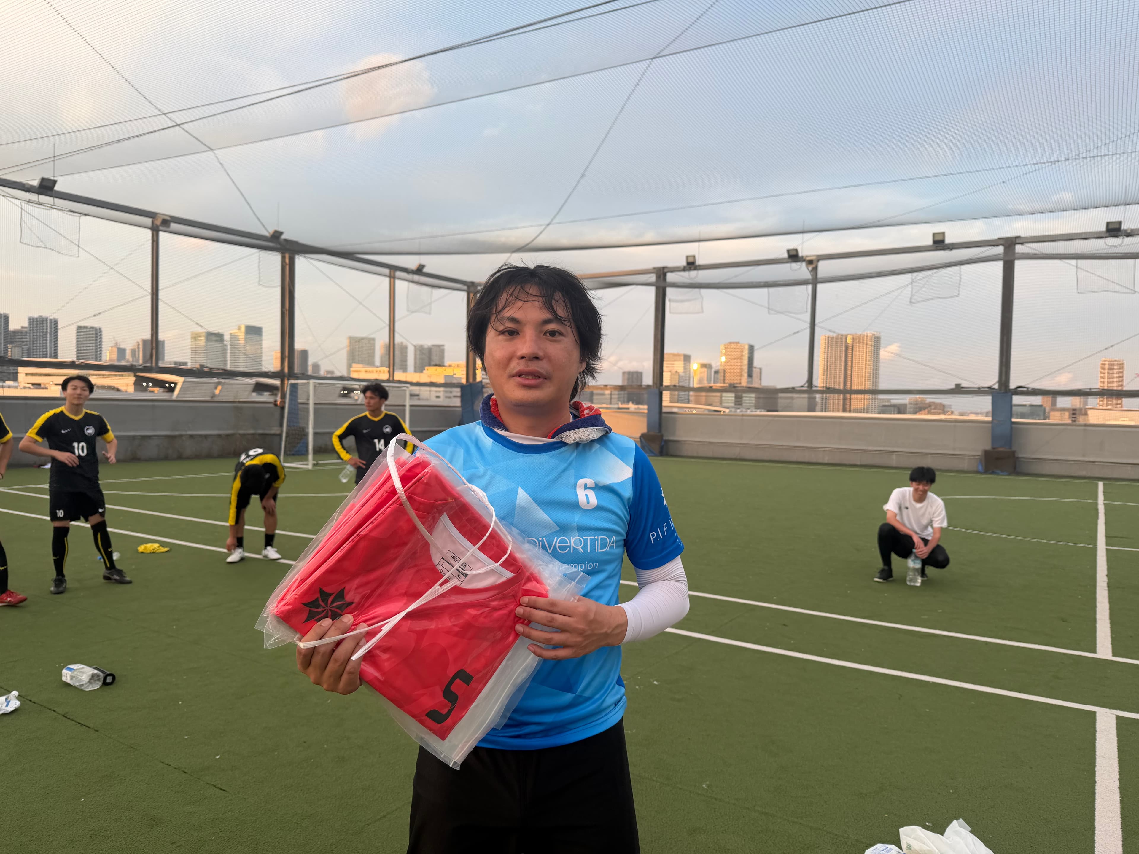 2025年9月28日 有明 BUDDYスポーツアリーナ 屋上人工芝コート フットサル 大会風景
