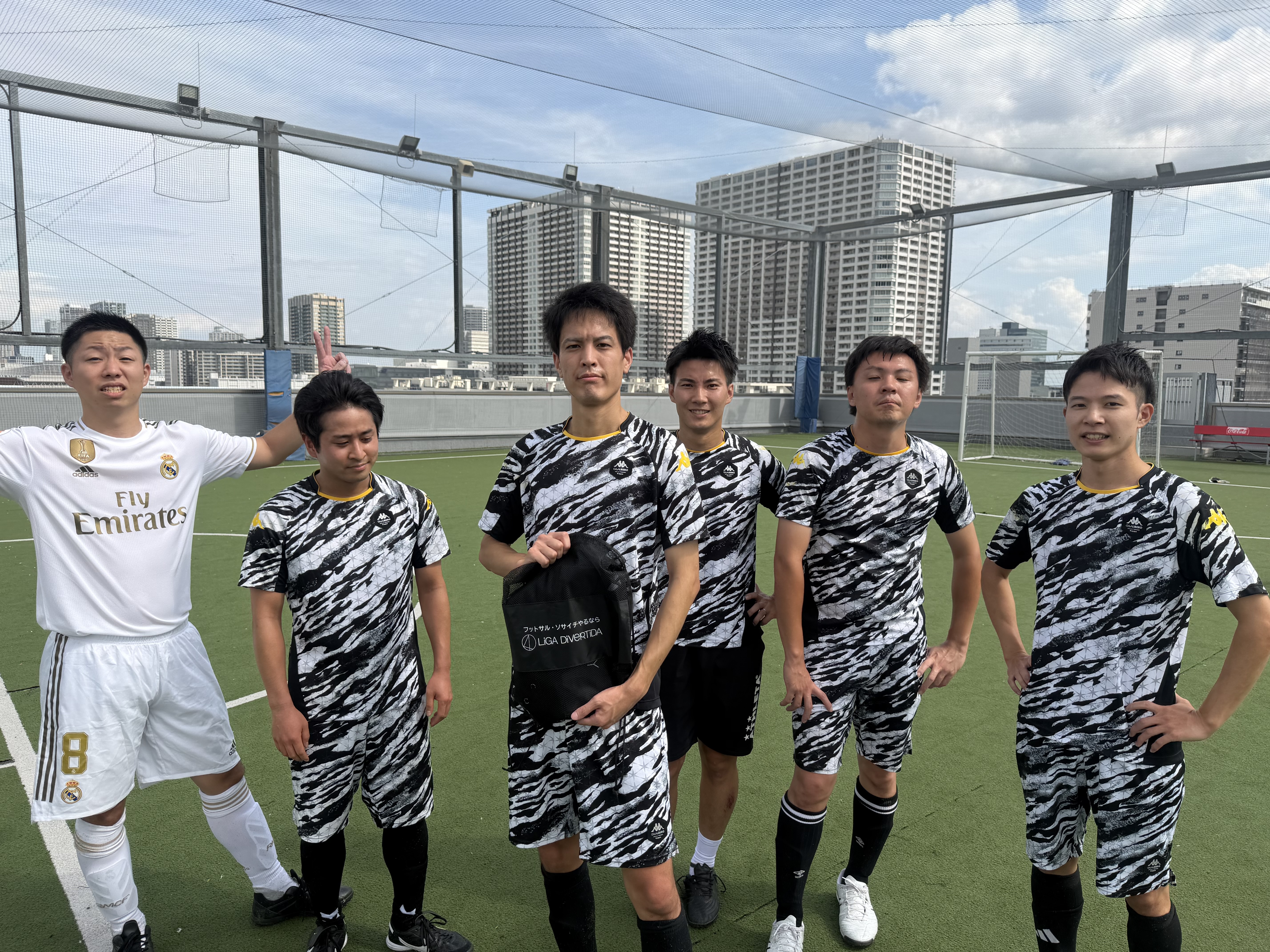 エスポルチ本牧 - 2025年9月28日 有明 BUDDYスポーツアリーナ 屋上人工芝コート フットサル