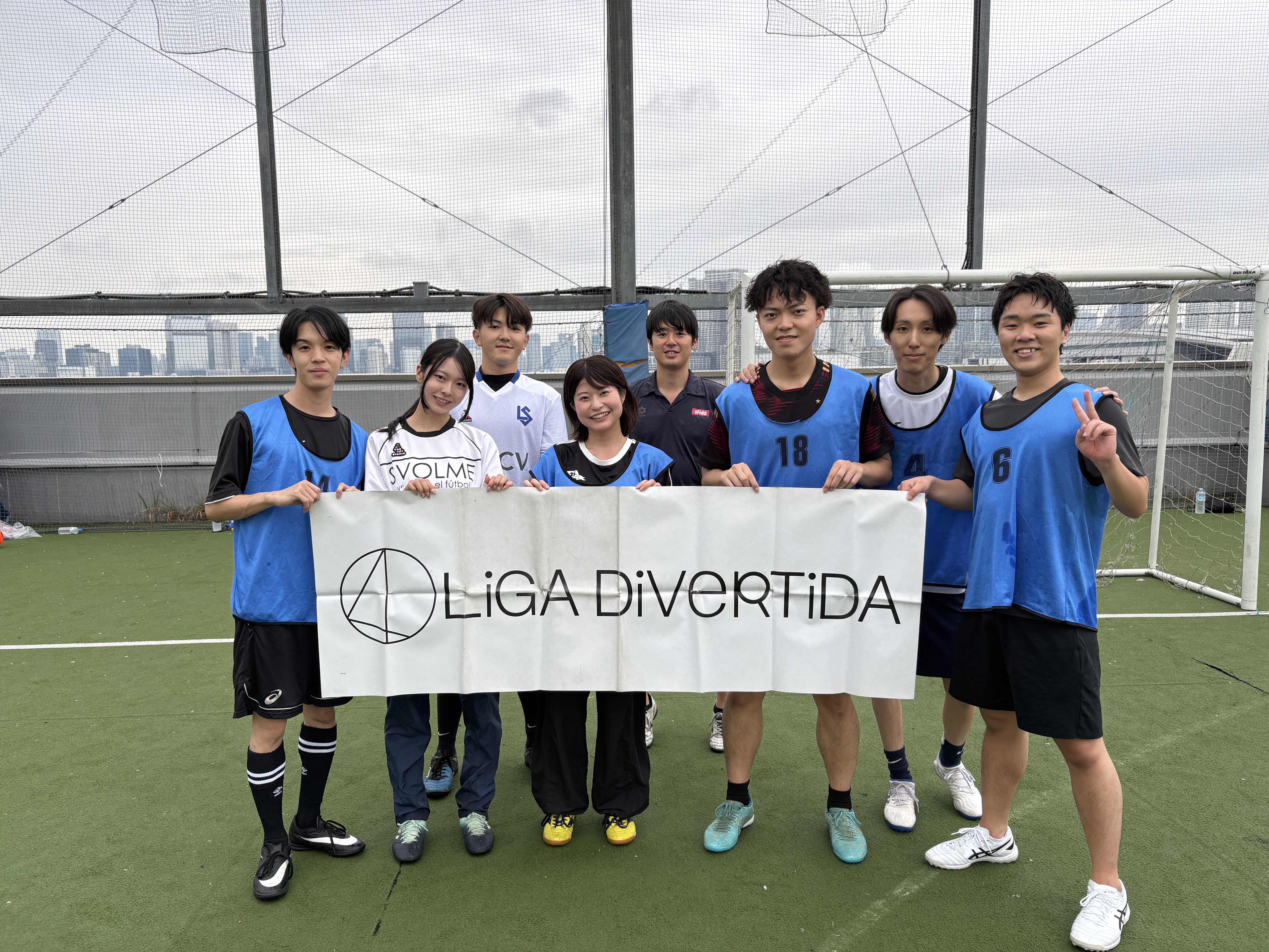 チーム派遣 - 2025年10月4日 有明 BUDDYスポーツアリーナ 屋上人工芝コート フットサル
