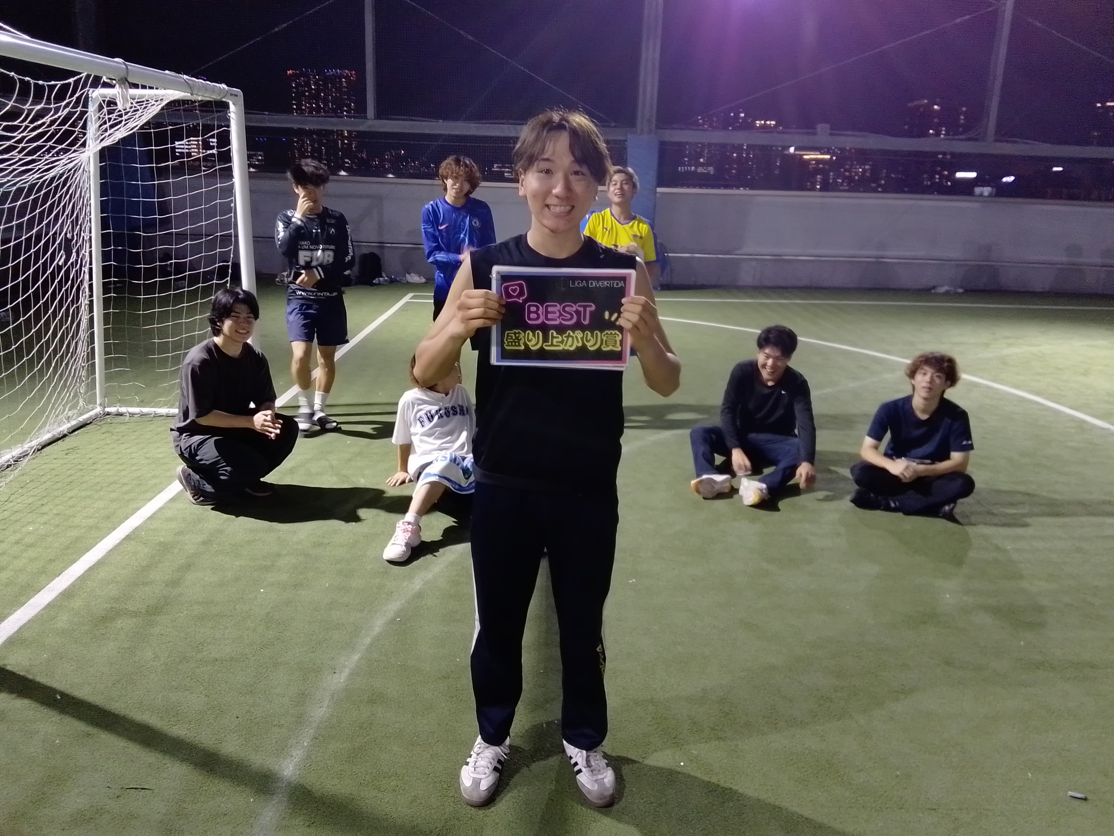2025年10月8日 有明 BUDDYスポーツアリーナ 屋上人工芝コート フットサル 大会風景