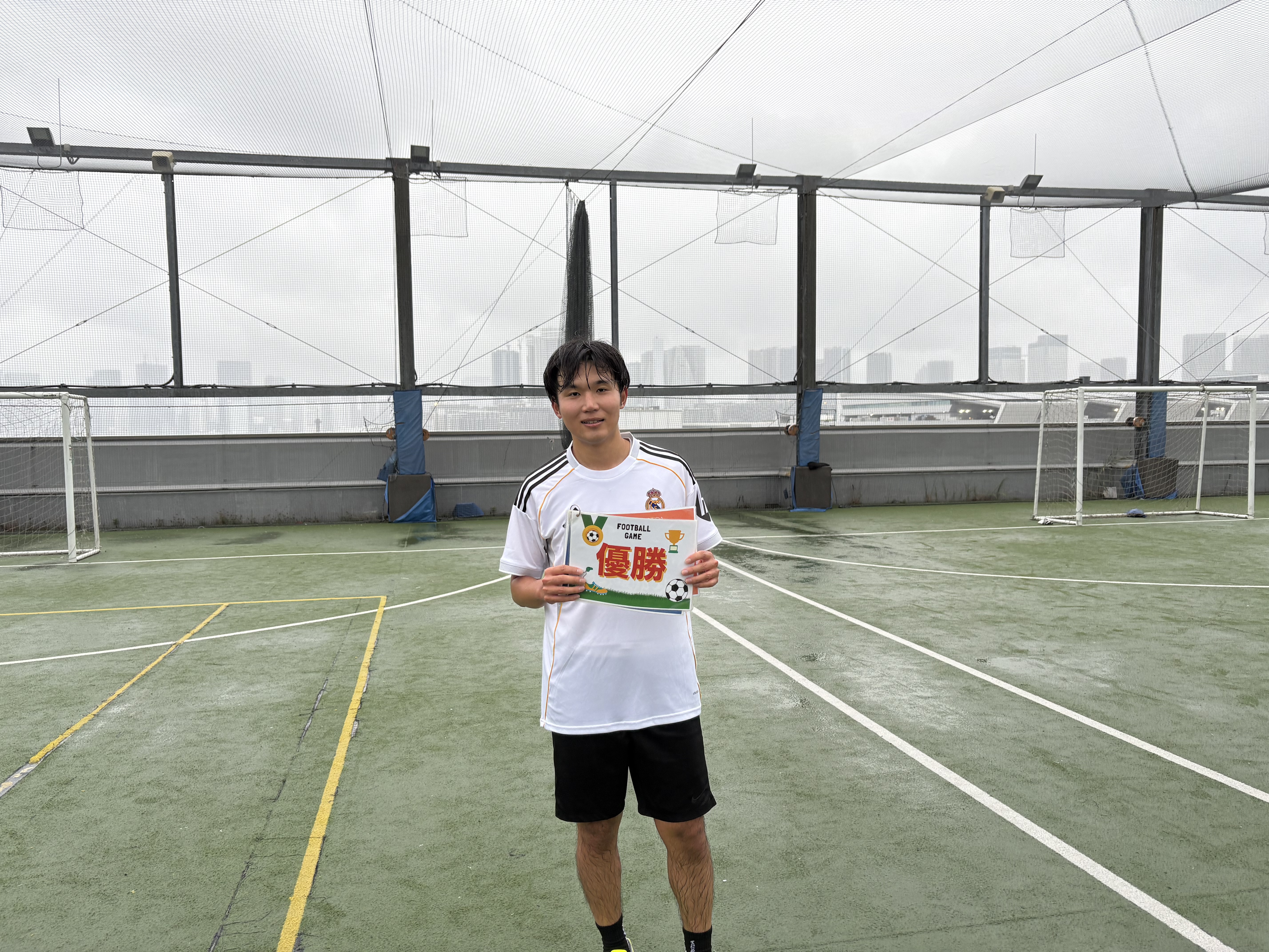 2025年10月11日 有明 BUDDYスポーツアリーナ 屋上人工芝コート フットサル 大会風景