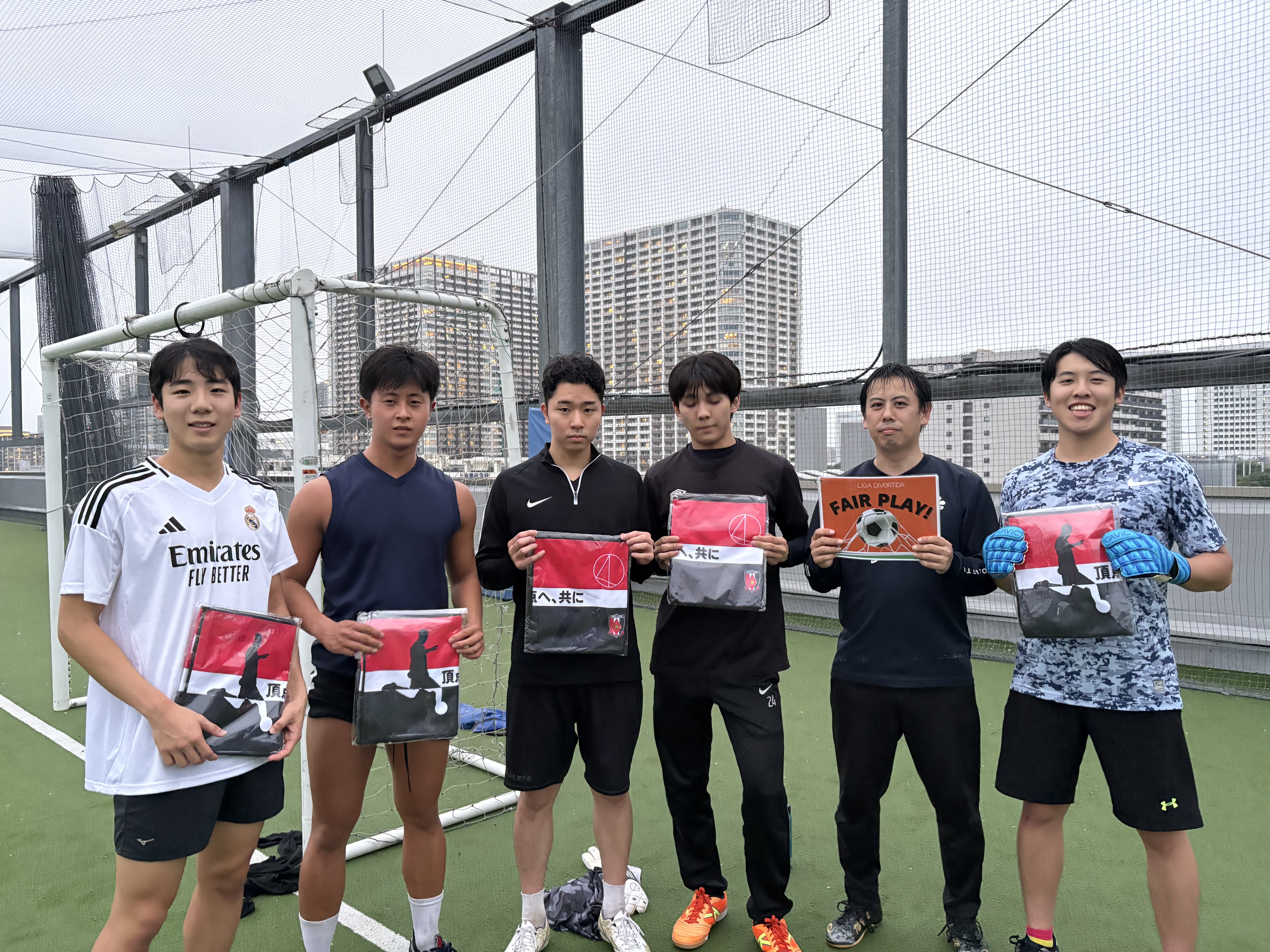 2025年10月26日 有明 BUDDYスポーツアリーナ 屋上人工芝コート フットサル 大会風景
