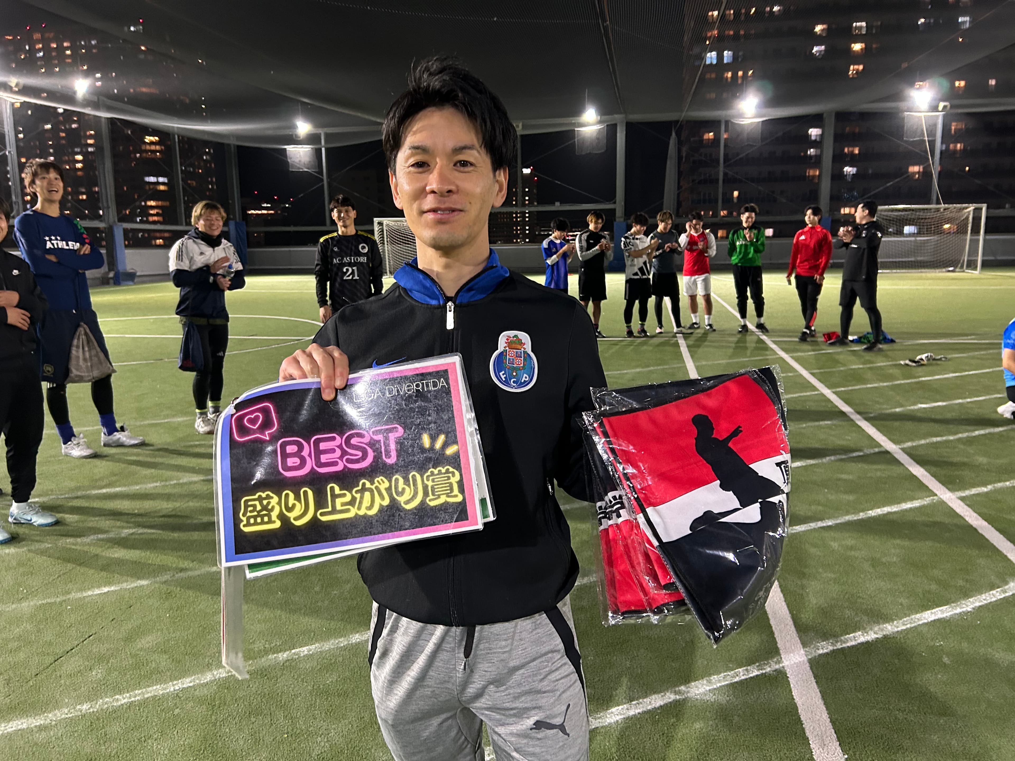2025年11月4日 有明 BUDDYスポーツアリーナ 屋上人工芝コート フットサル 大会風景
