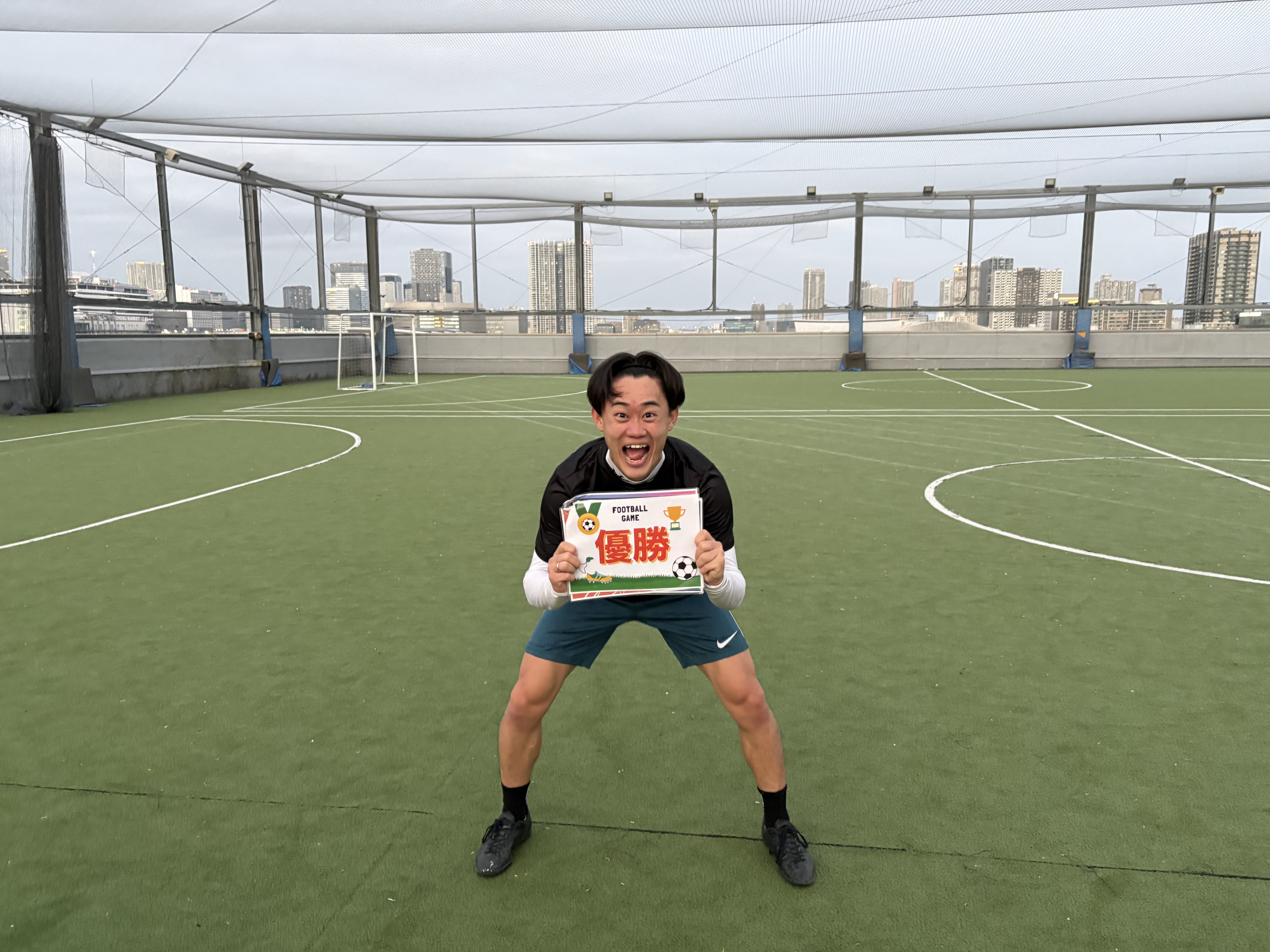 2025年11月8日 有明 BUDDYスポーツアリーナ 屋上人工芝コート フットサル 大会風景