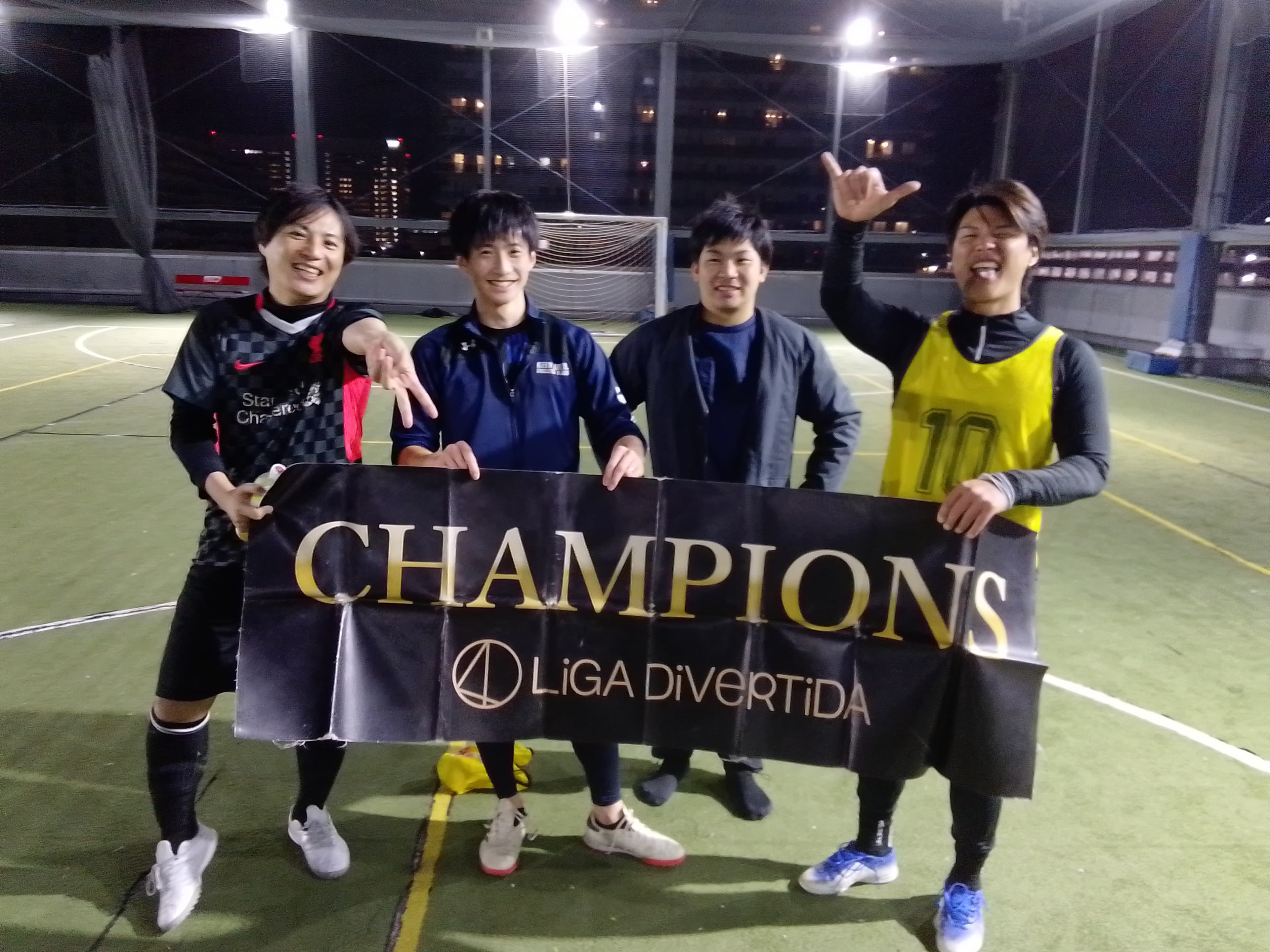 2025年11月7日 有明 BUDDYスポーツアリーナ 屋上人工芝コート フットサル 大会風景