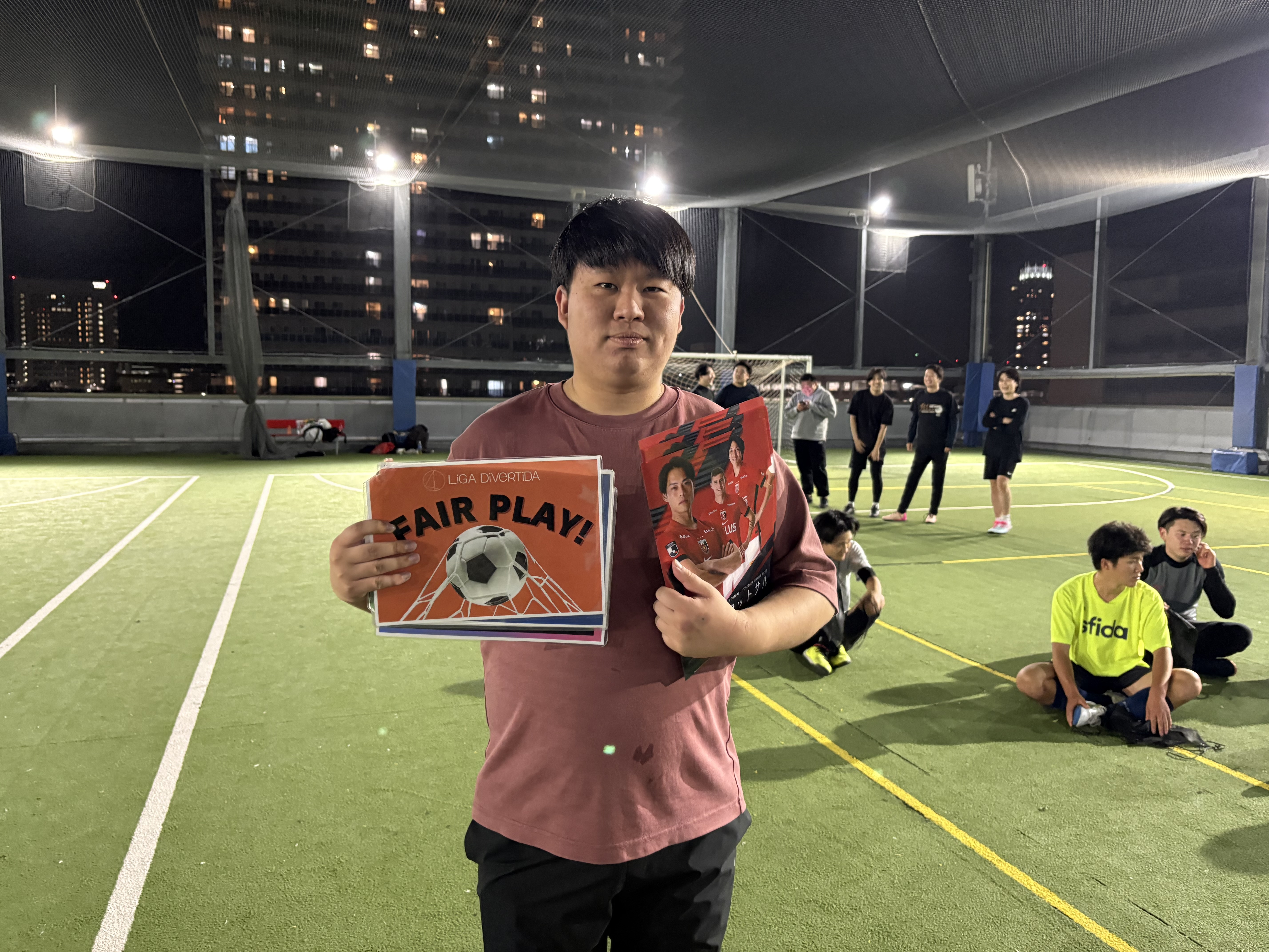 2025年11月12日 有明 BUDDYスポーツアリーナ 屋上人工芝コート フットサル 大会風景