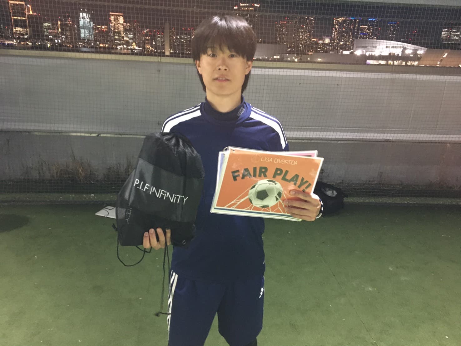 2025年11月26日 有明 BUDDYスポーツアリーナ 屋上人工芝コート フットサル 大会風景