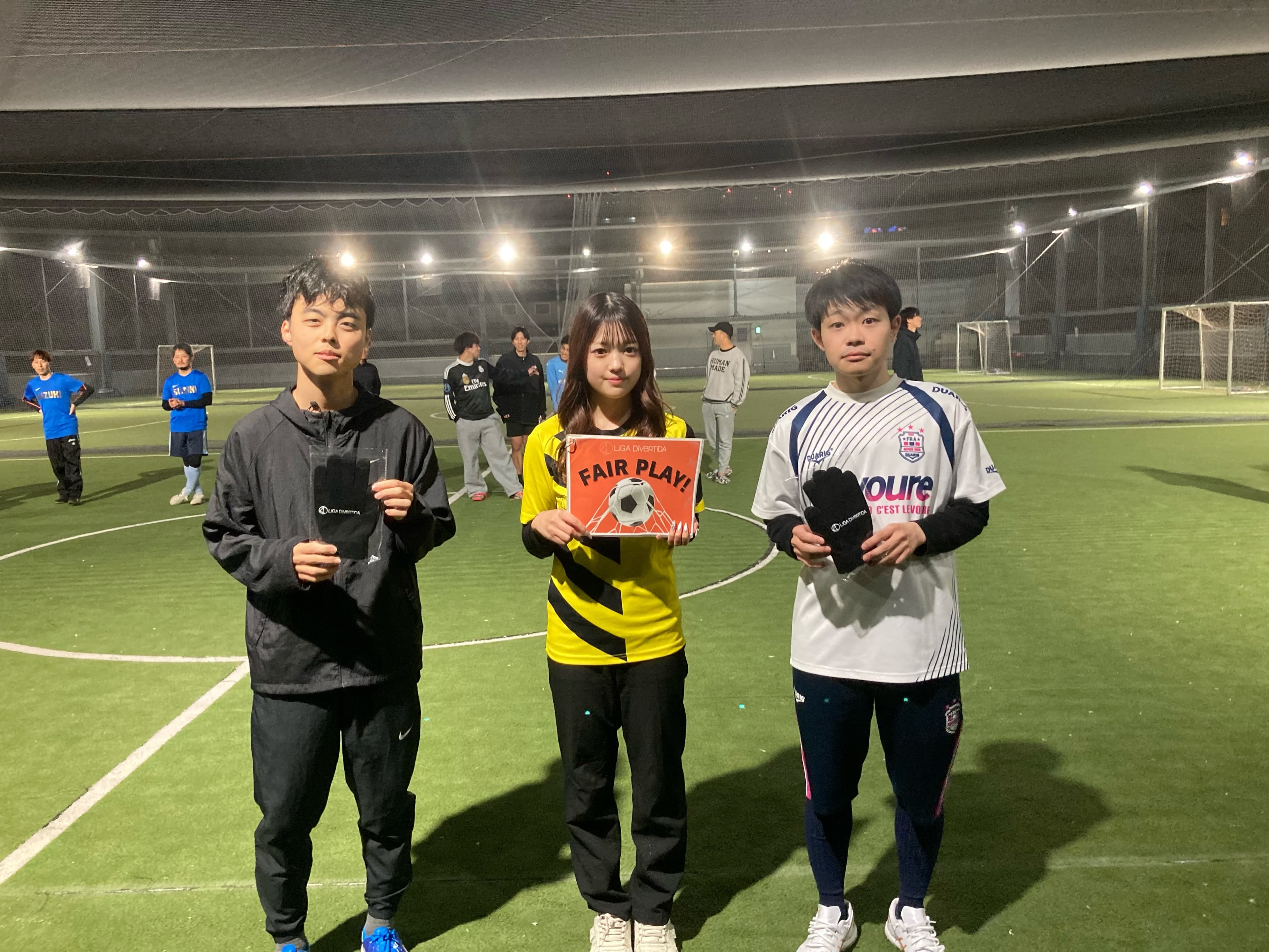 2025年11月29日 有明 BUDDYスポーツアリーナ 屋上人工芝コート フットサル 大会風景
