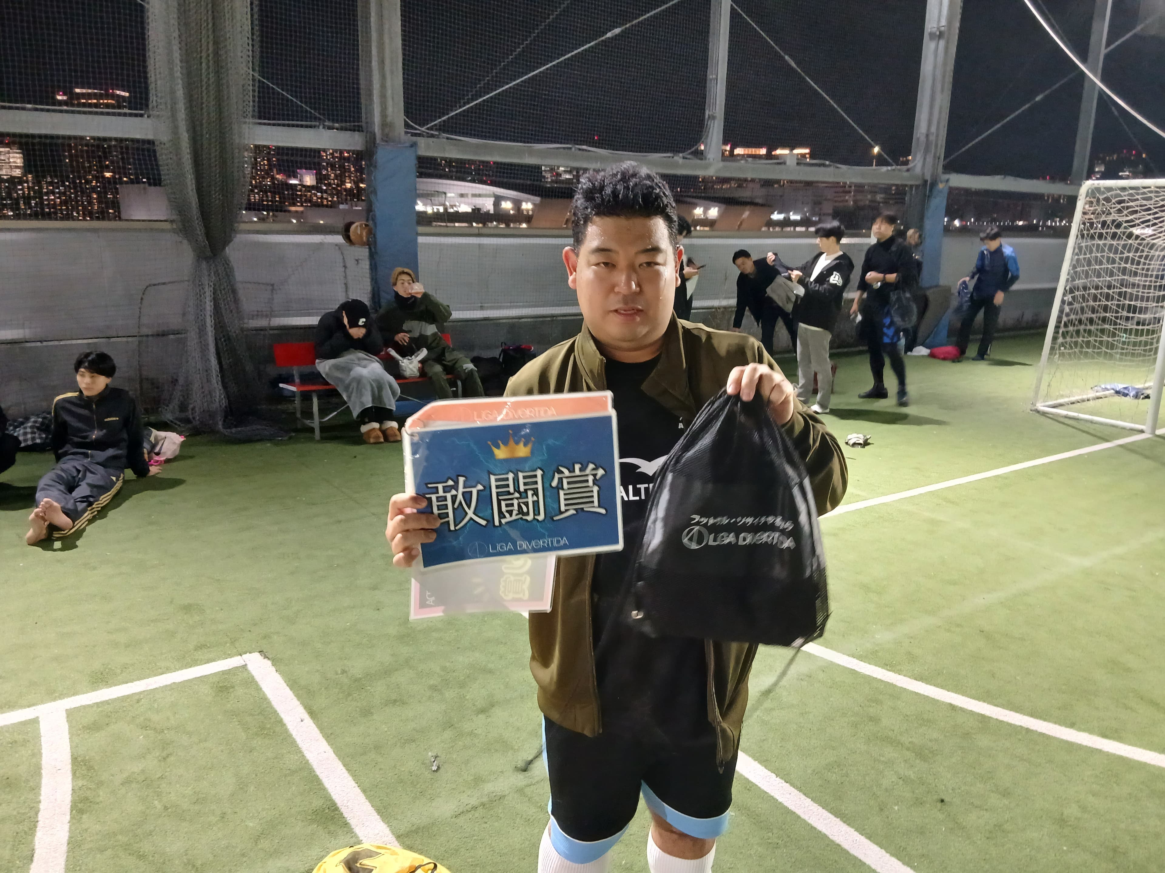 2025年12月10日 有明 BUDDYスポーツアリーナ 屋上人工芝コート フットサル 大会風景