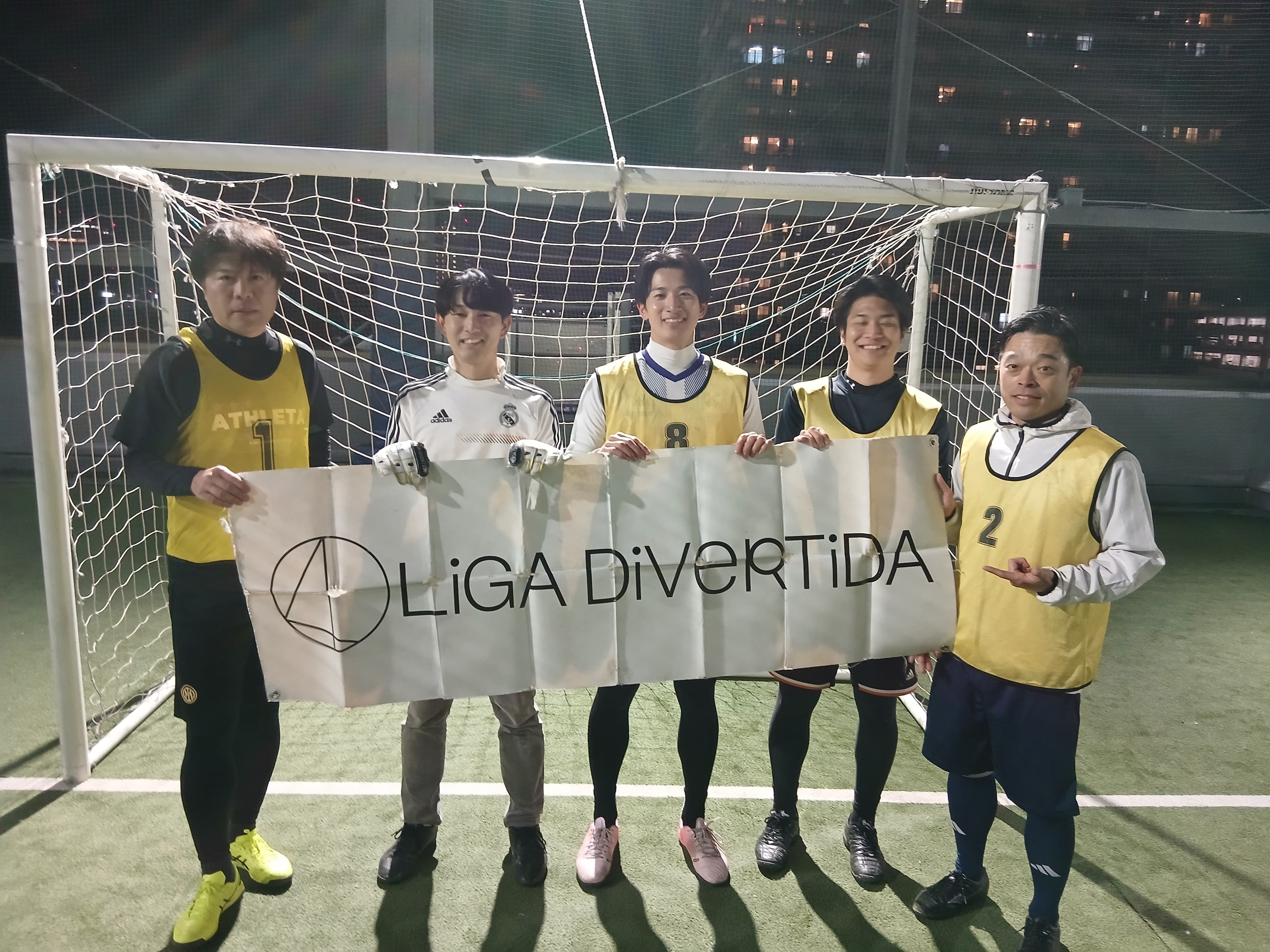 FC DCCS - 2025年12月10日 有明 BUDDYスポーツアリーナ 屋上人工芝コート フットサル