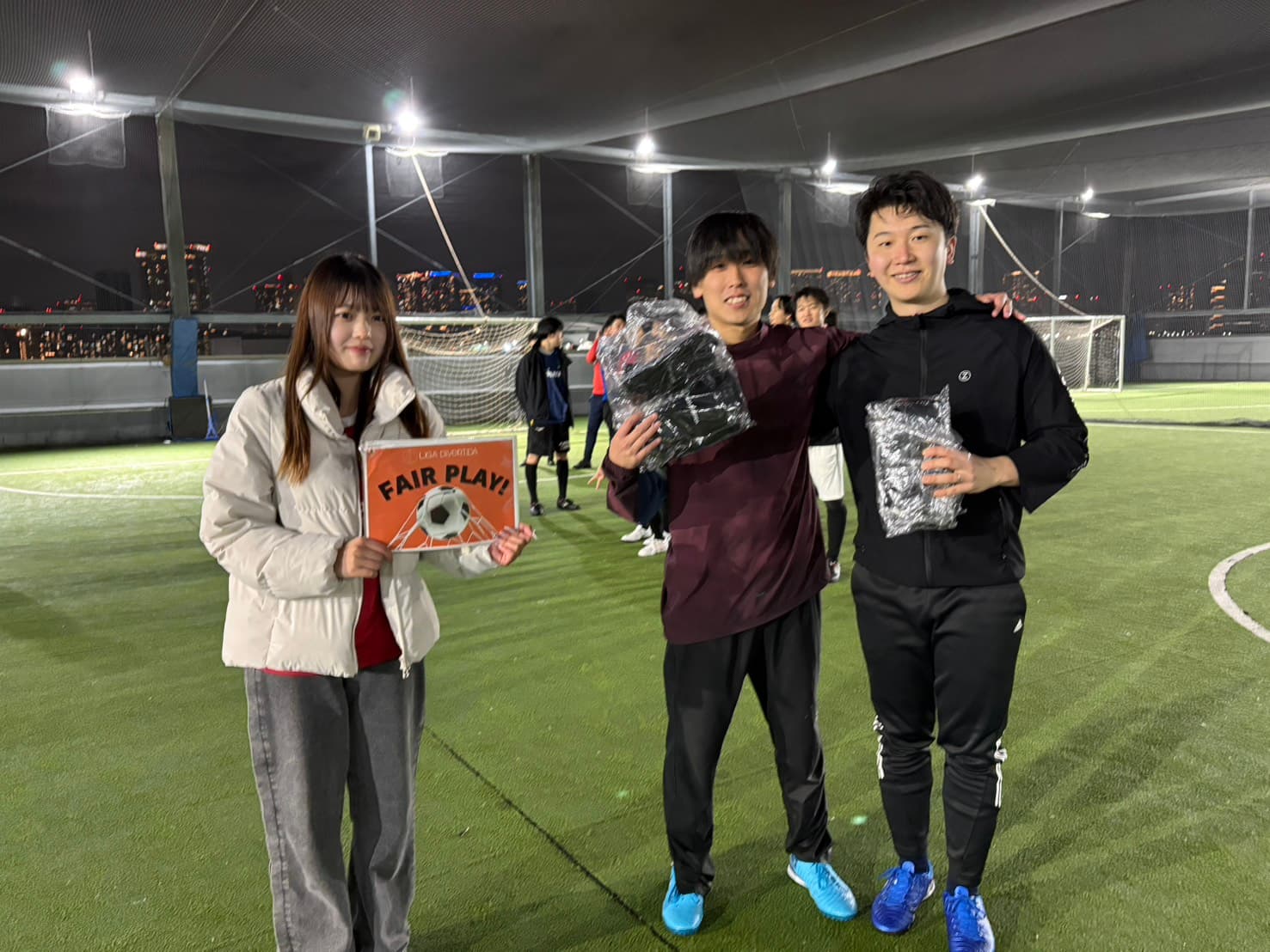 2025年12月14日 有明 BUDDYスポーツアリーナ 屋上人工芝コート フットサル 大会風景