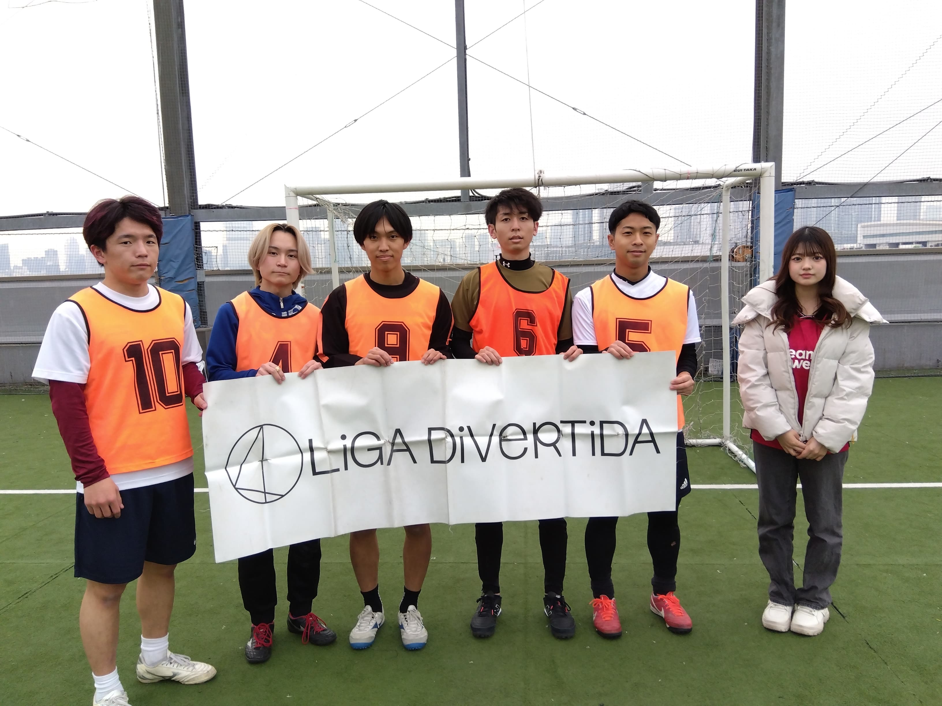 FC トムジェリ - 2025年12月20日 有明 BUDDYスポーツアリーナ 屋上人工芝コート