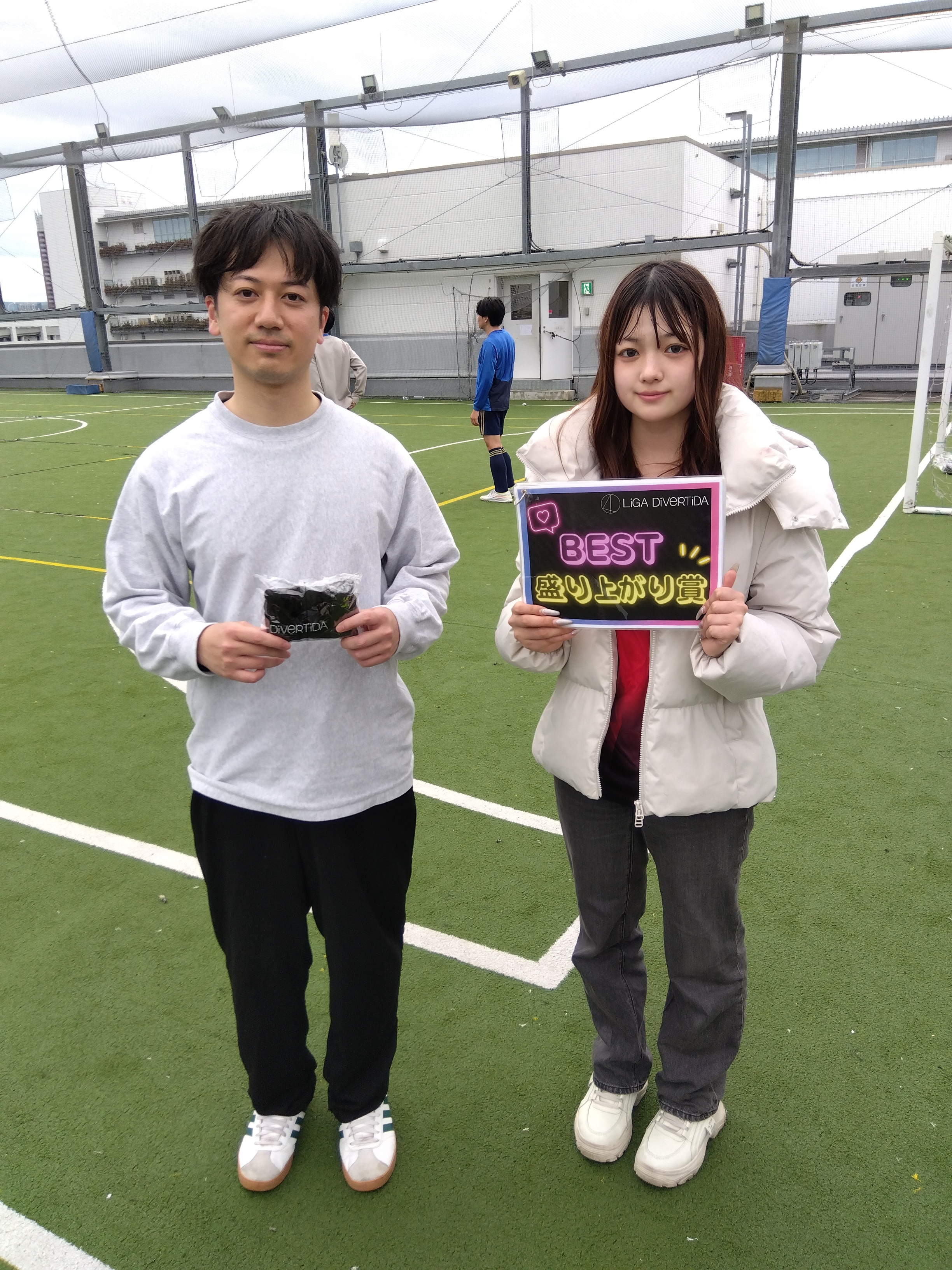2025年12月21日 有明 BUDDYスポーツアリーナ 屋上人工芝コート フットサル 大会風景