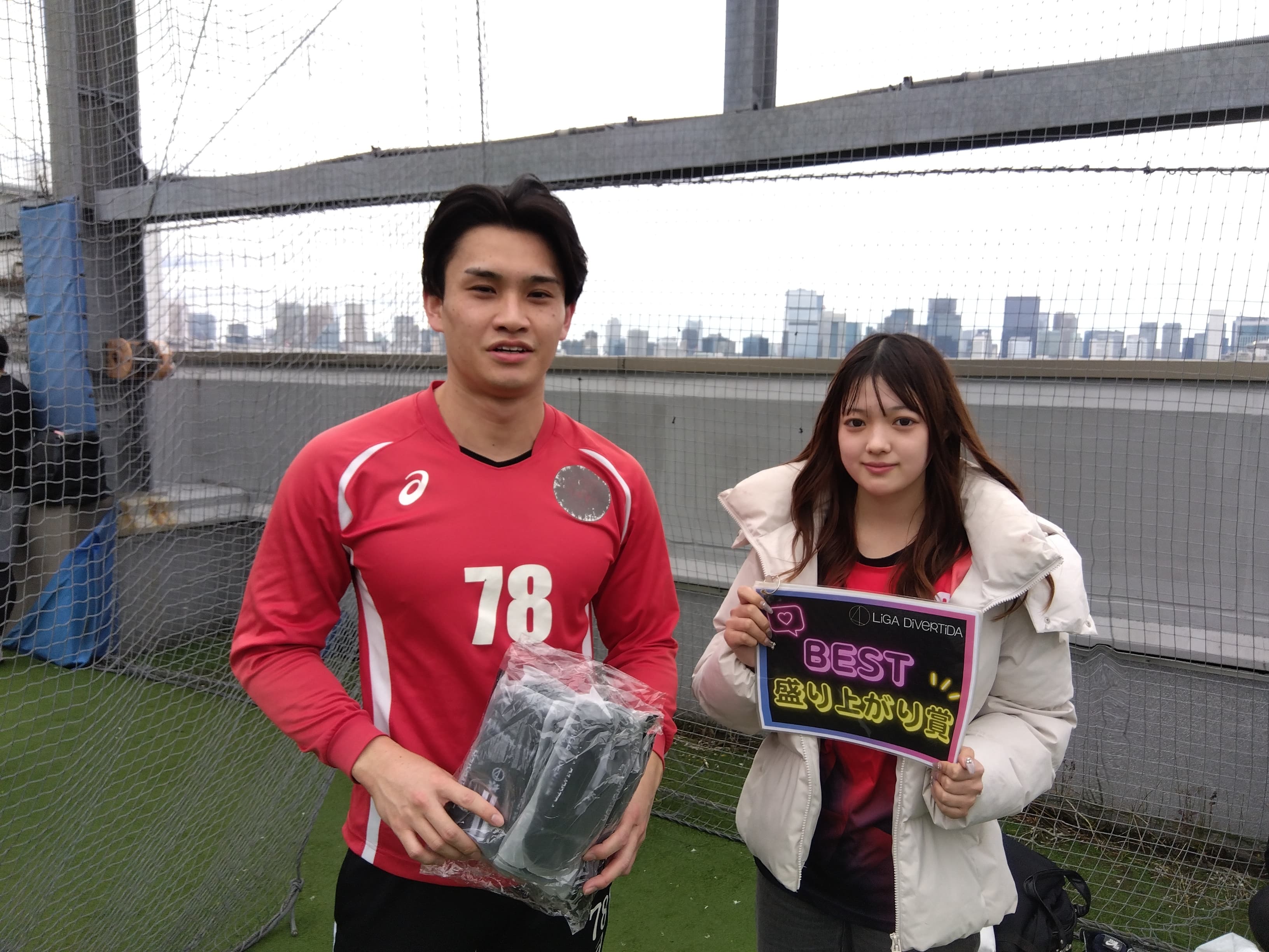 2025年12月21日 有明 BUDDYスポーツアリーナ 屋上人工芝コート フットサル 大会風景