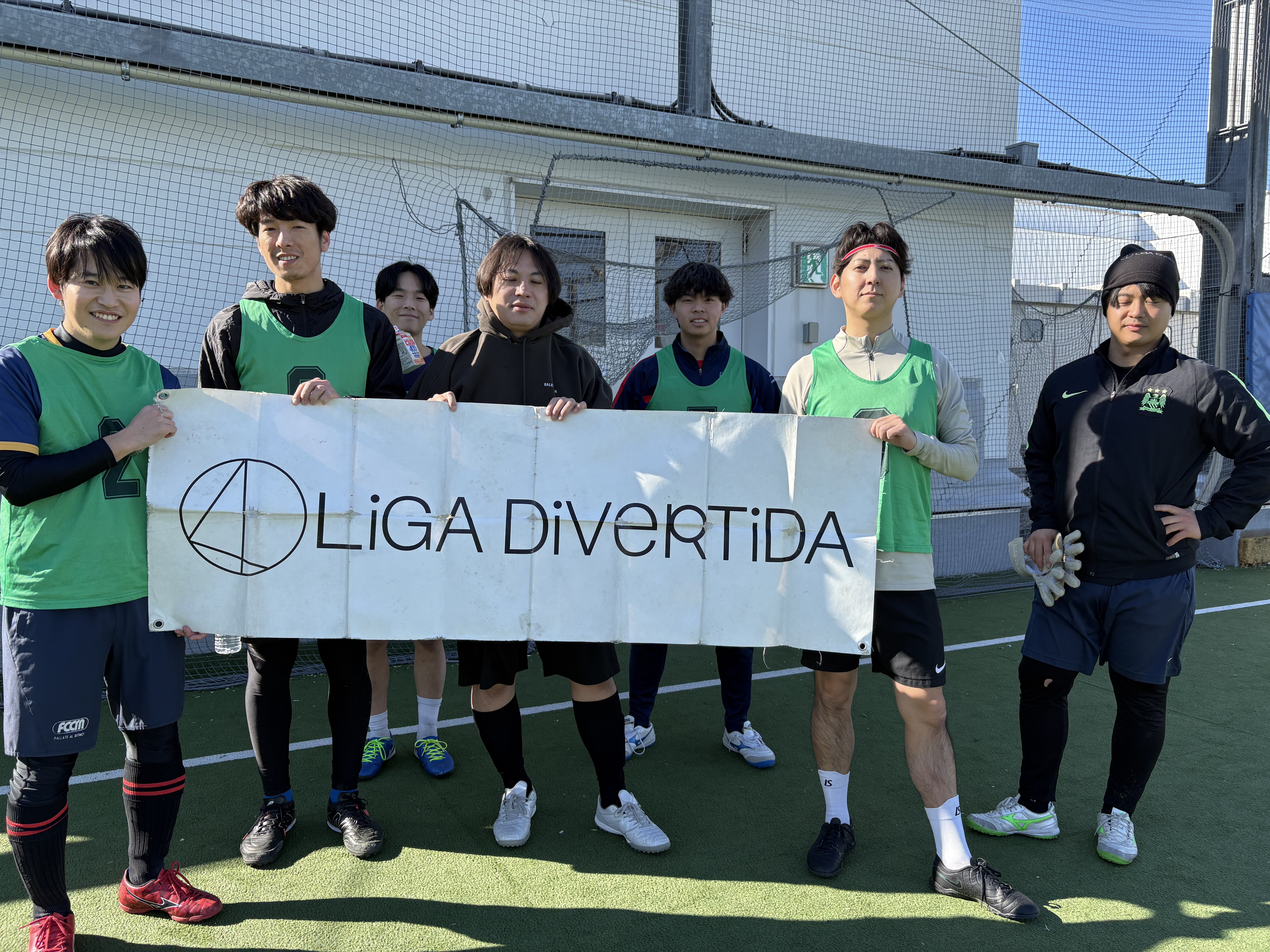 平壌少年団　～俺のあそこはダイナマイトニダ～ - 2025年12月28日 有明 BUDDYスポーツアリーナ 屋上人工芝コート フットサル