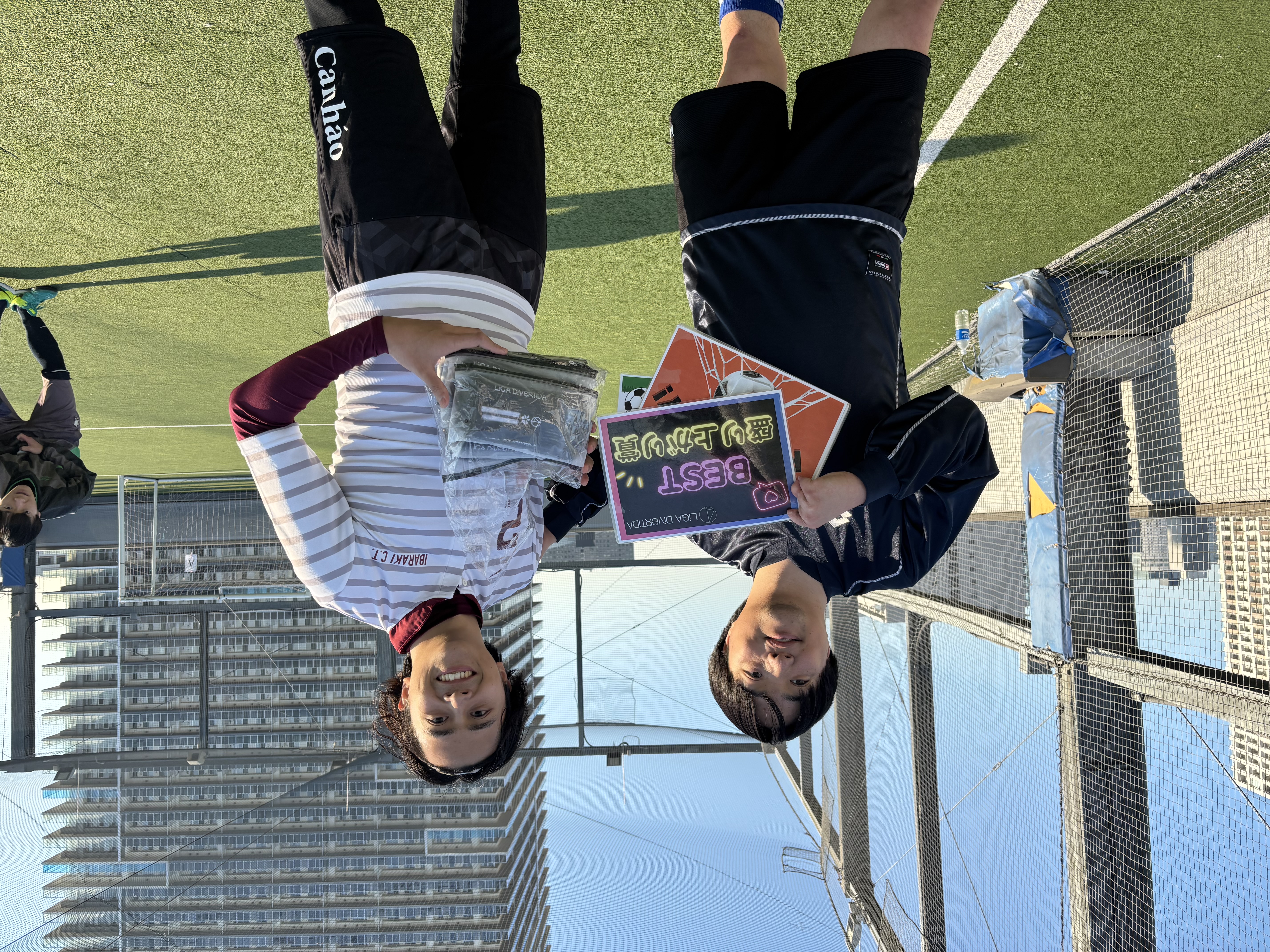 2025年12月29日 有明 BUDDYスポーツアリーナ 屋上人工芝コート フットサル 大会風景