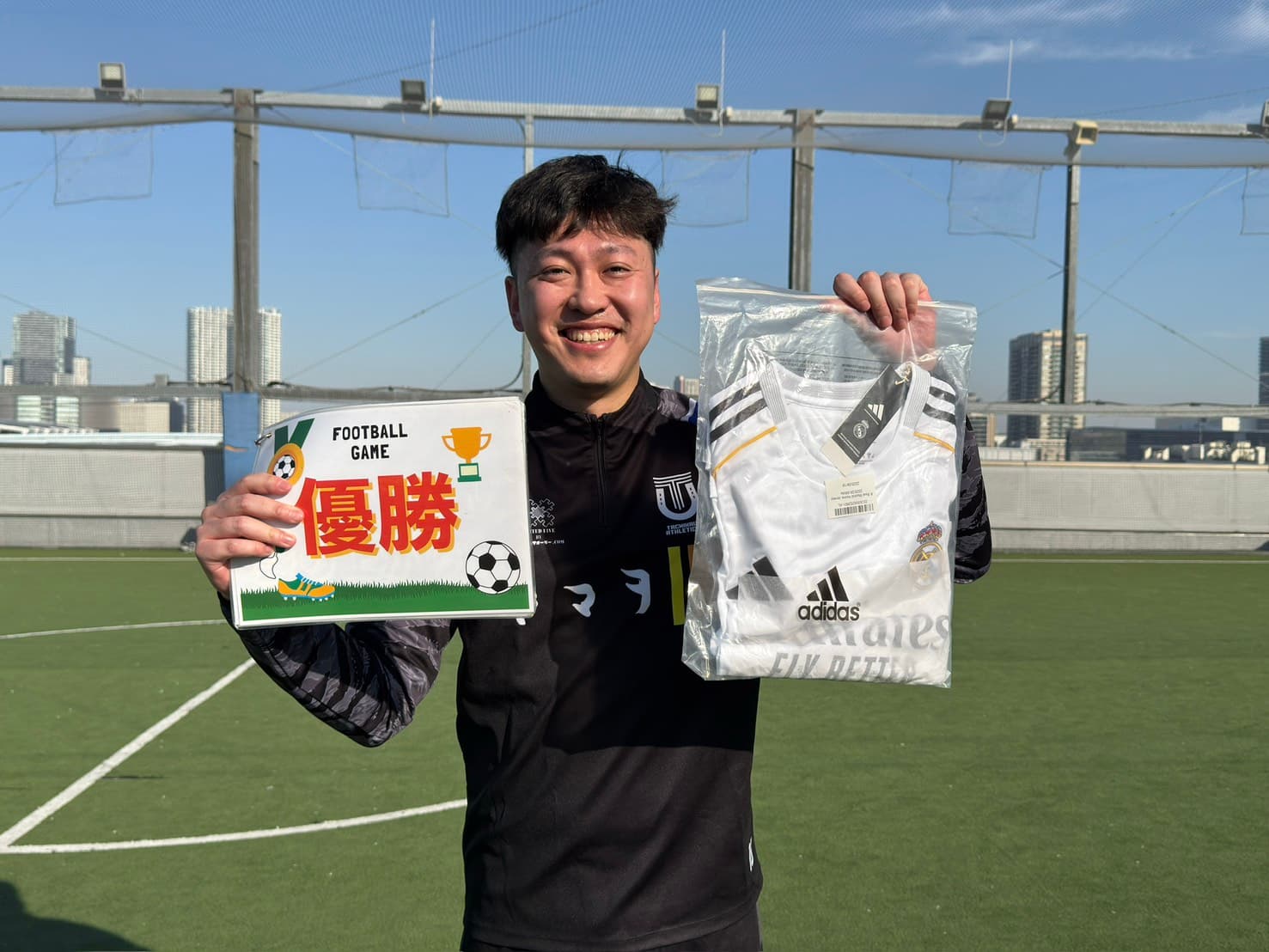 2025年12月30日 有明 BUDDYスポーツアリーナ 屋上人工芝コート フットサル 大会風景