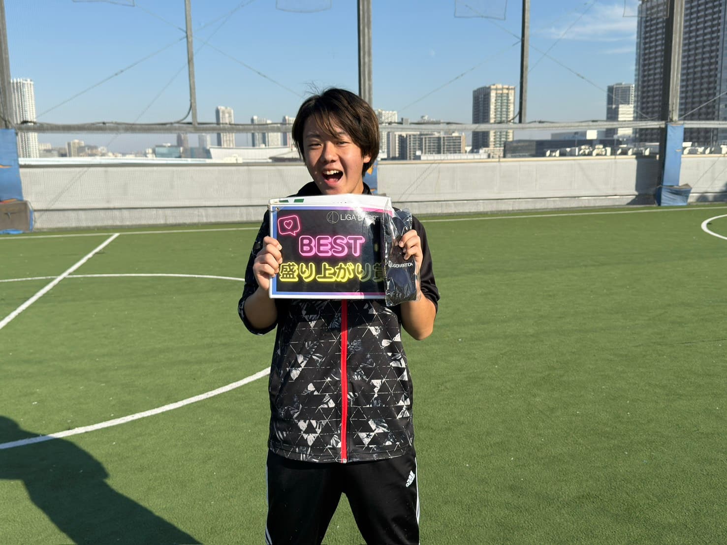 2025年12月30日 有明 BUDDYスポーツアリーナ 屋上人工芝コート フットサル 大会風景