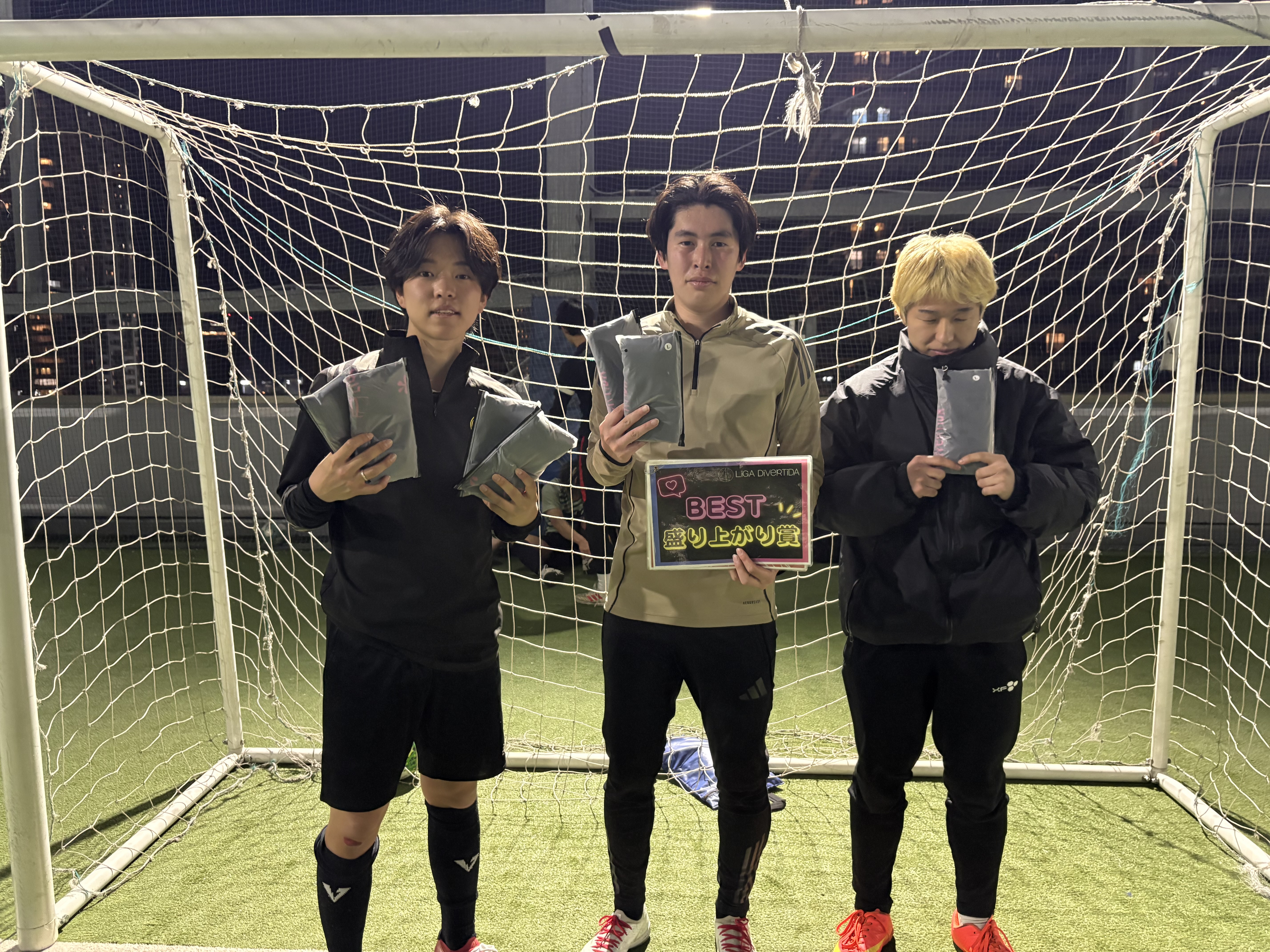 2026年1月17日 有明 BUDDYスポーツアリーナ 屋上人工芝コート フットサル 大会風景