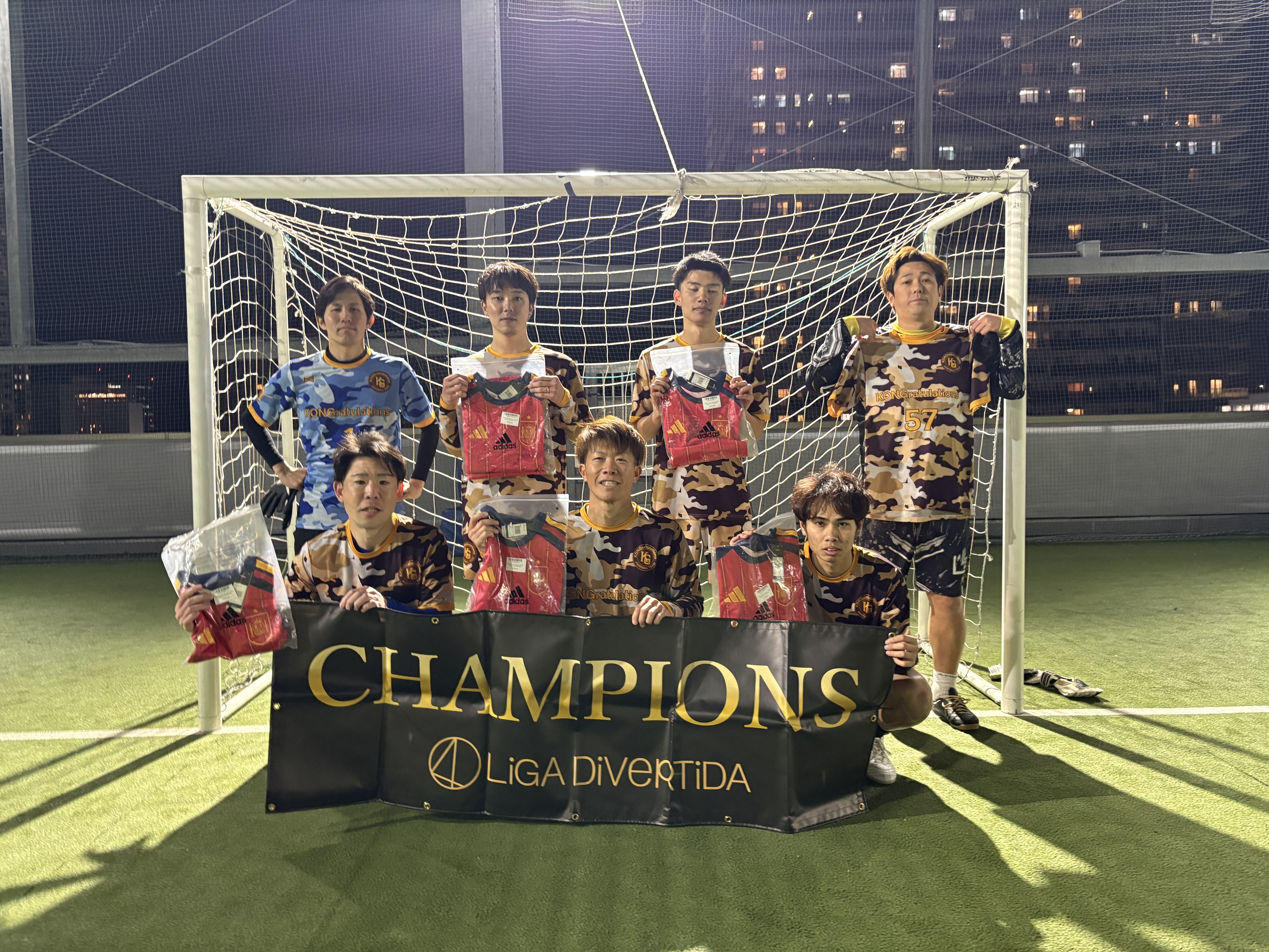 2026年4月8日 有明 BUDDYスポーツアリーナ 屋上人工芝コート フットサル 大会風景