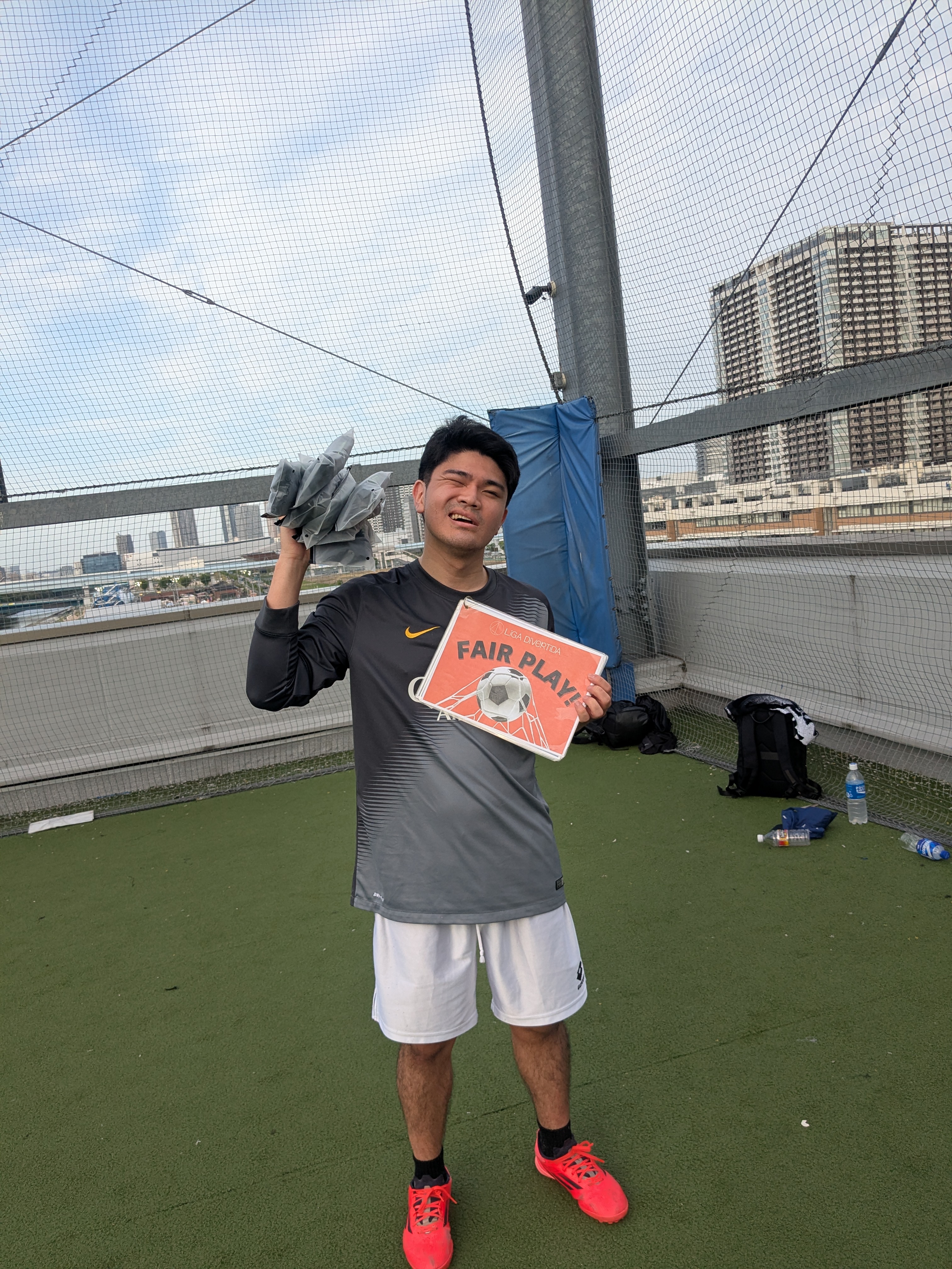 2026年4月19日 有明 BUDDYスポーツアリーナ 屋上人工芝コート フットサル 大会風景