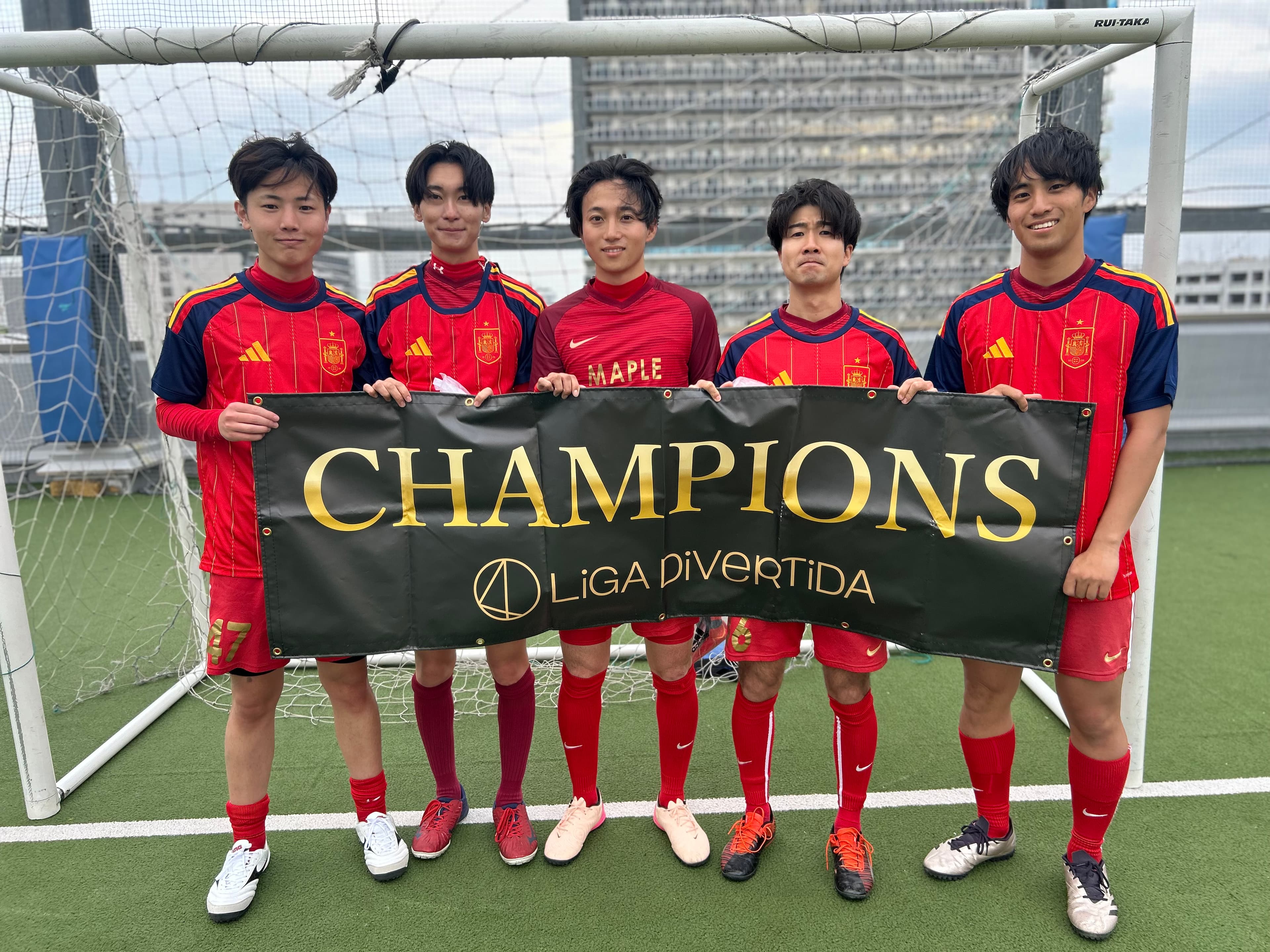 2026年5月3日 有明 BUDDYスポーツアリーナ 屋上人工芝コート フットサル 大会風景