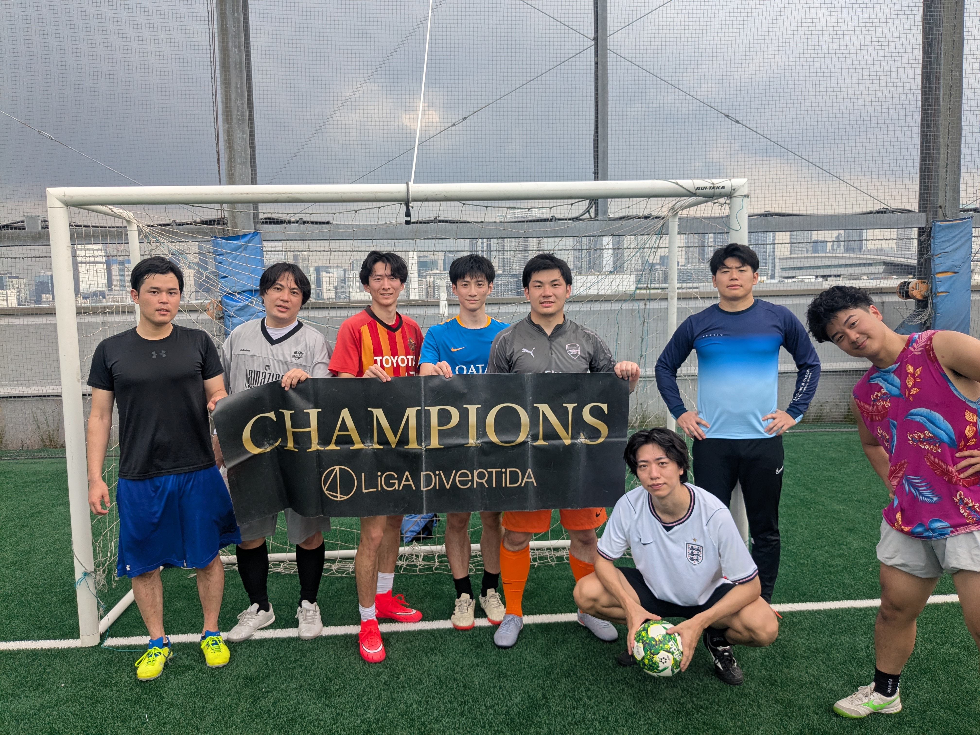 2026年7月26日 有明 BUDDYスポーツアリーナ 屋上人工芝コート フットサル 大会風景