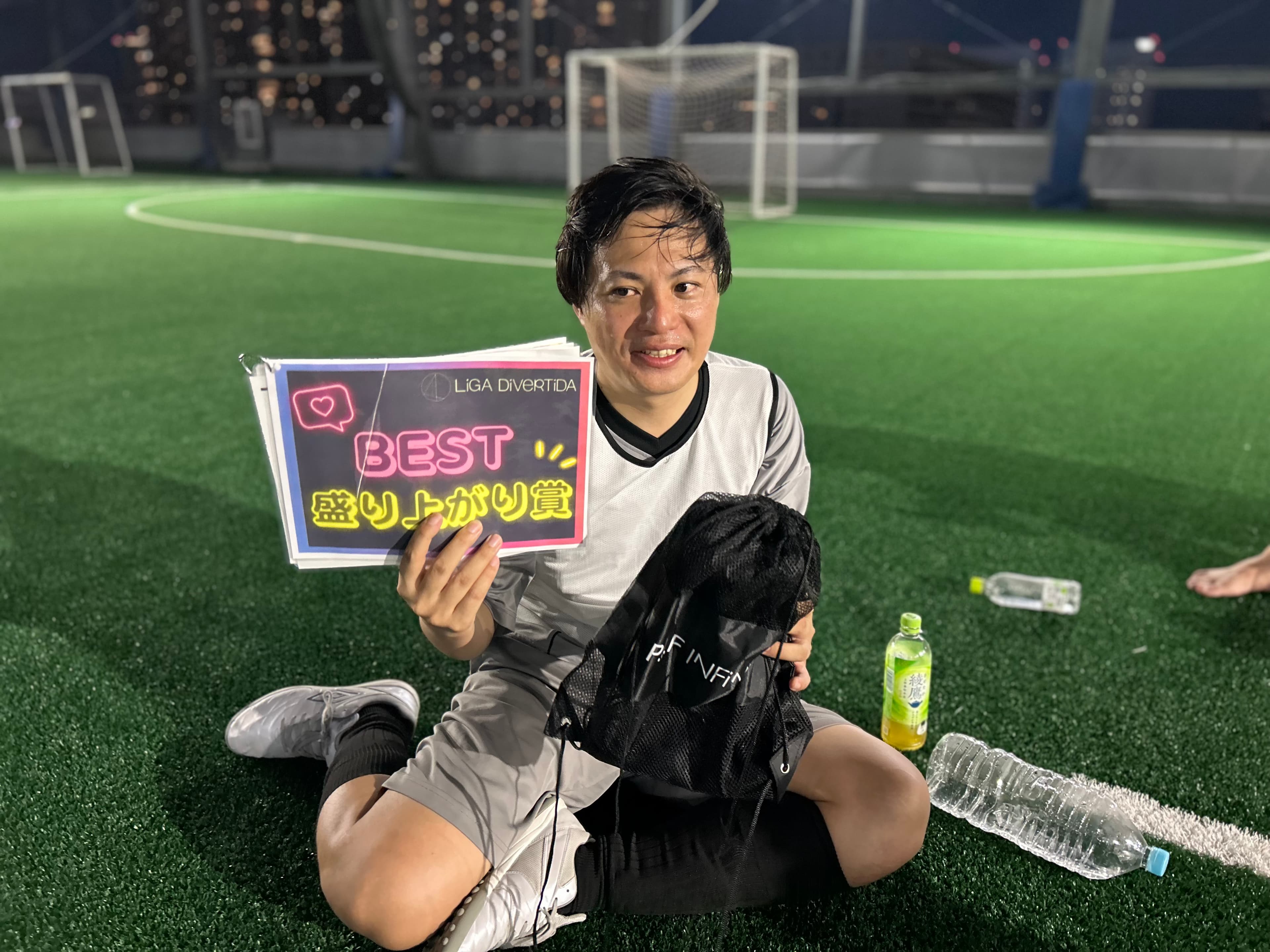 2026年8月8日 有明 BUDDYスポーツアリーナ 屋上人工芝コート フットサル 大会風景