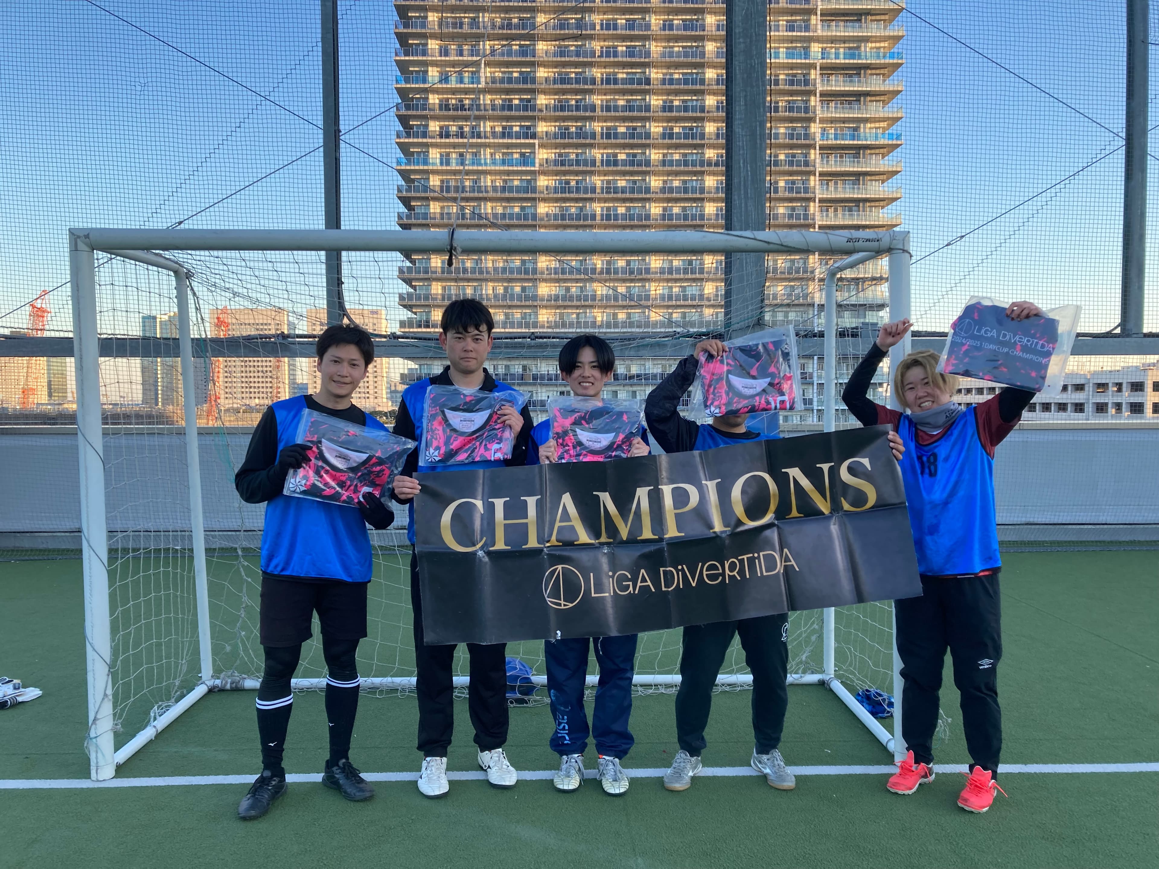2025年2月22日 有明 BUDDYスポーツアリーナ 屋上人工芝コート フットサル 大会風景