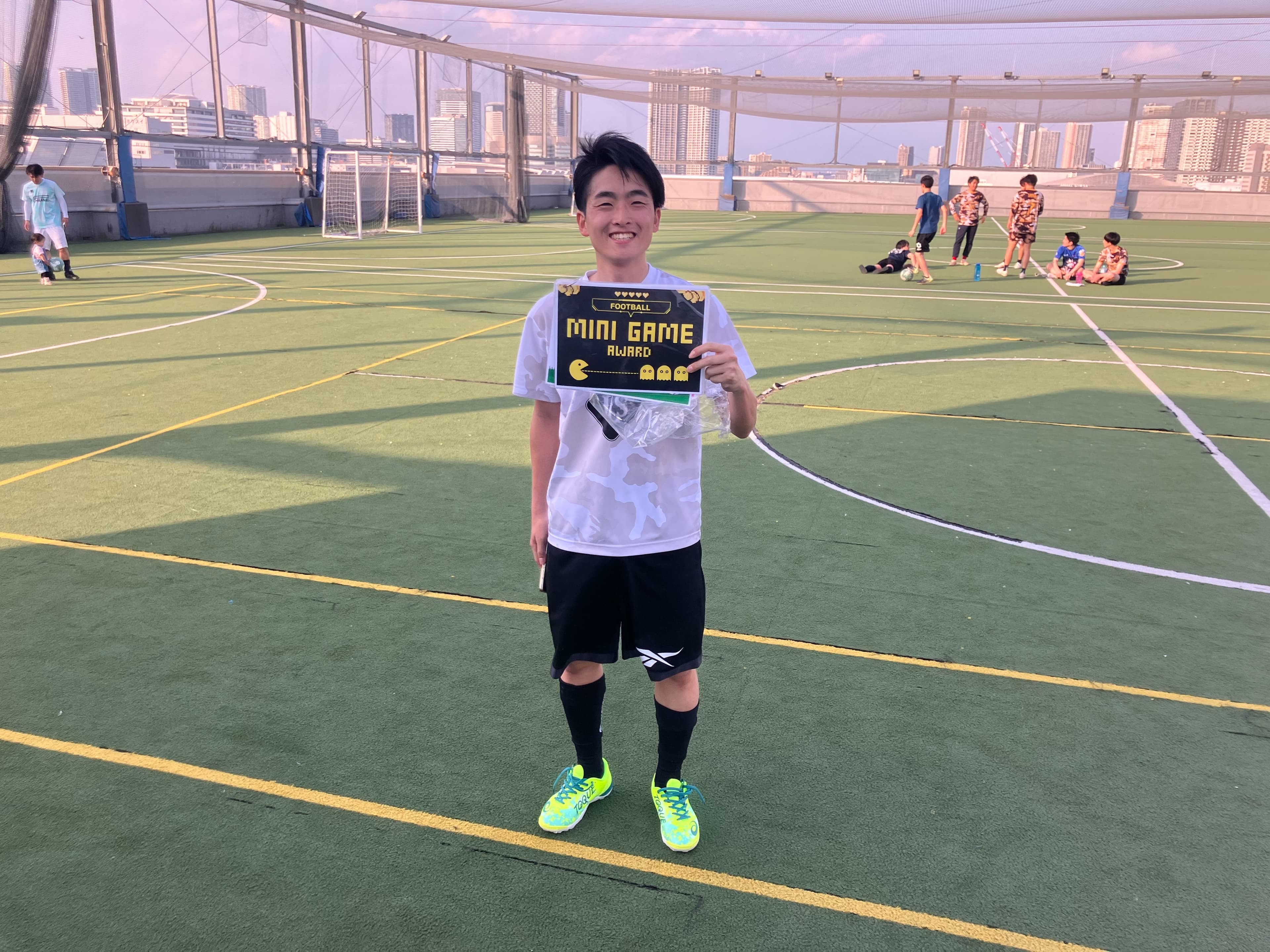 2025年5月4日 有明 BUDDYスポーツアリーナ 屋上人工芝コート フットサル 大会風景