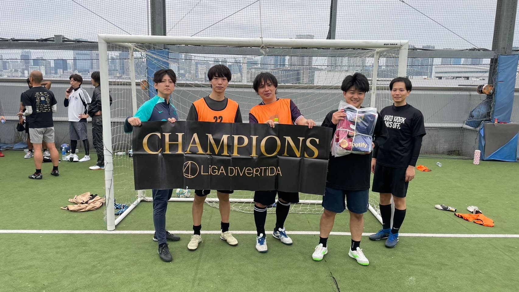 2025年5月24日 有明 BUDDYスポーツアリーナ 屋上人工芝コート フットサル 表彰