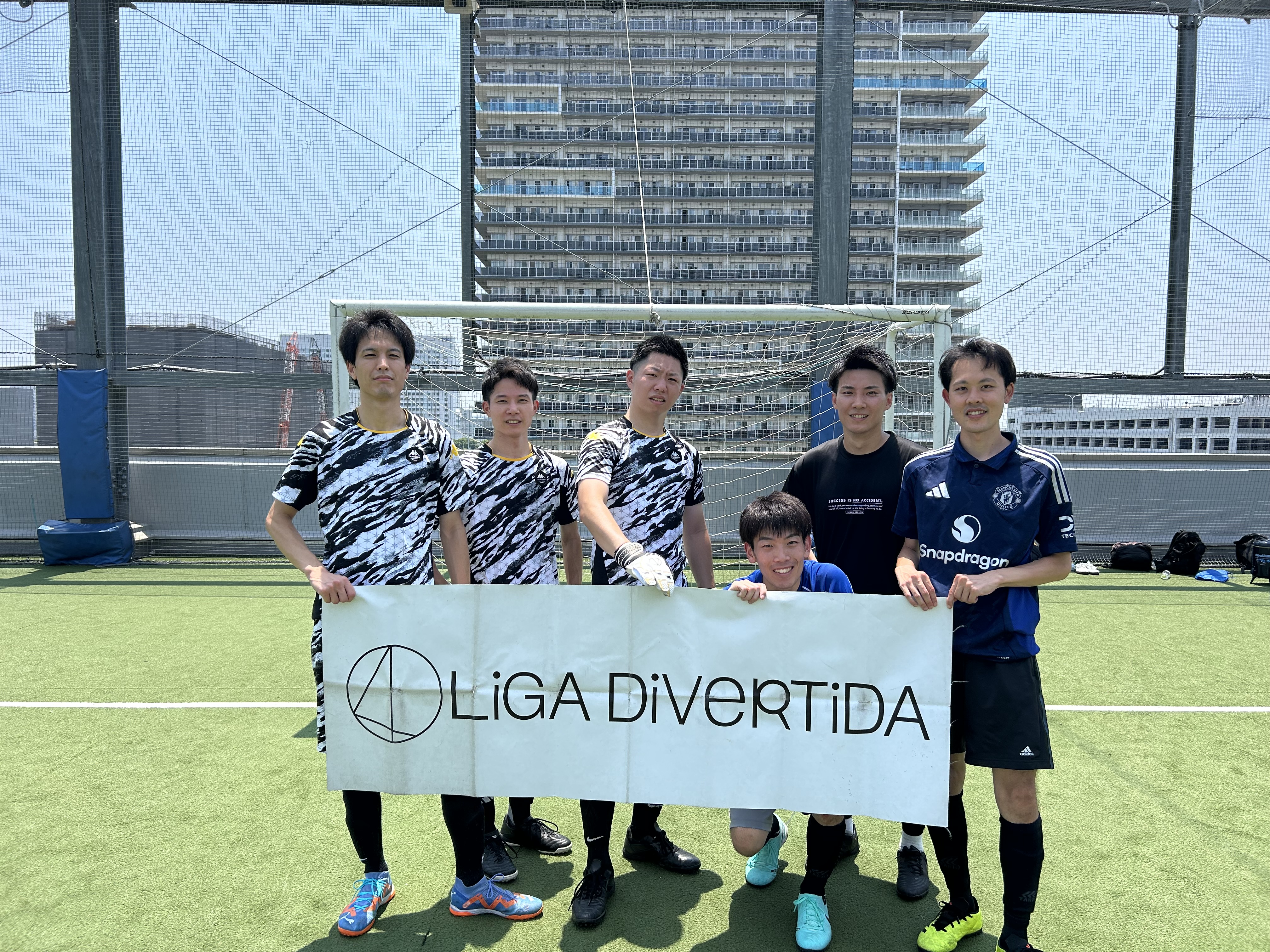 エスポルチ本牧 - 2025年6月29日 有明 BUDDYスポーツアリーナ 屋上人工芝コート フットサル