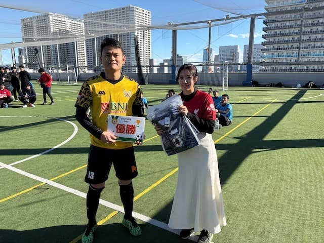 2024年12月8日 有明 BUDDYスポーツアリーナ 屋上人工芝コート フットサル 大会風景