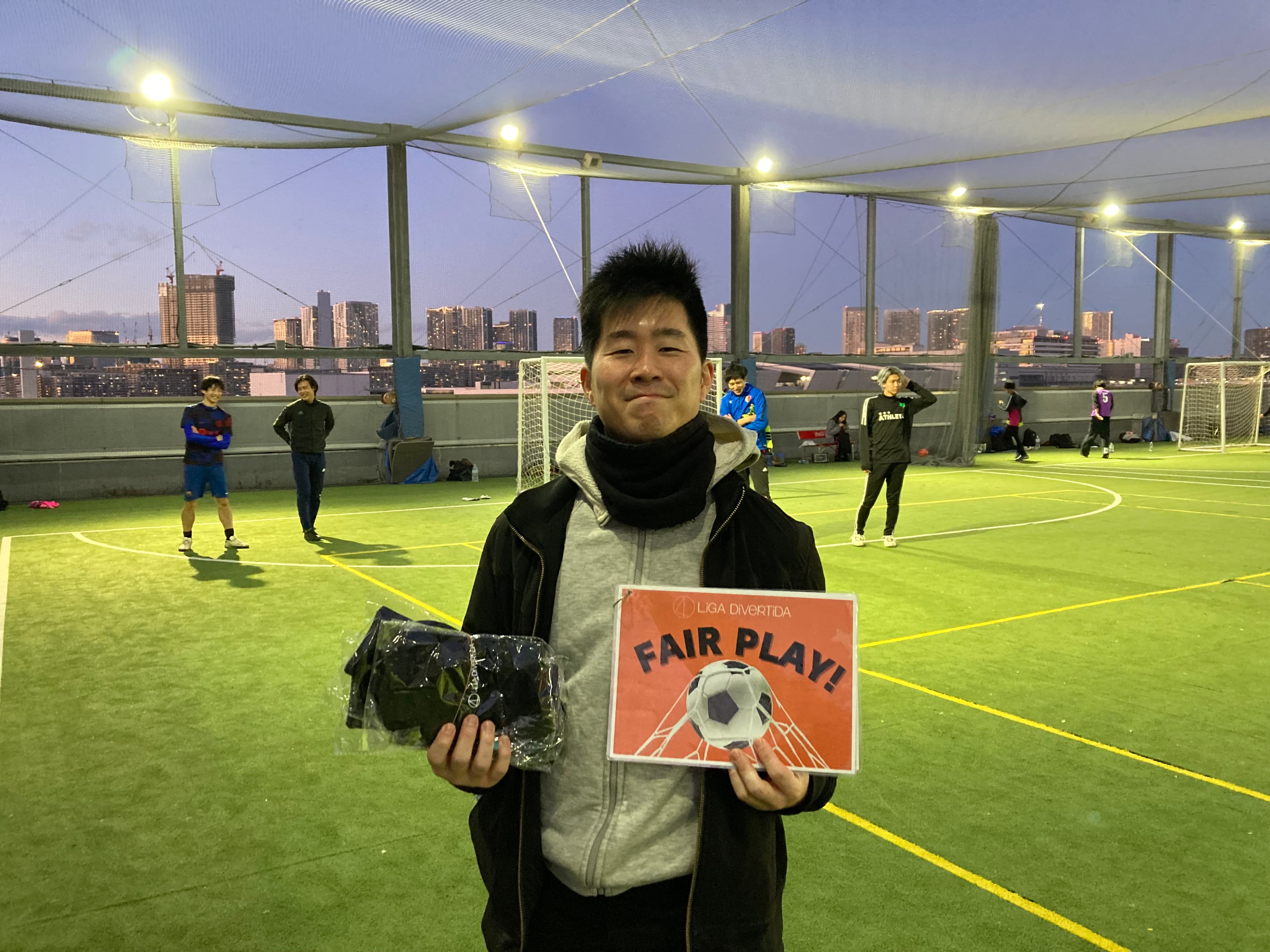 2024年12月29日 有明 BUDDYスポーツアリーナ 屋上人工芝コート フットサル 大会風景