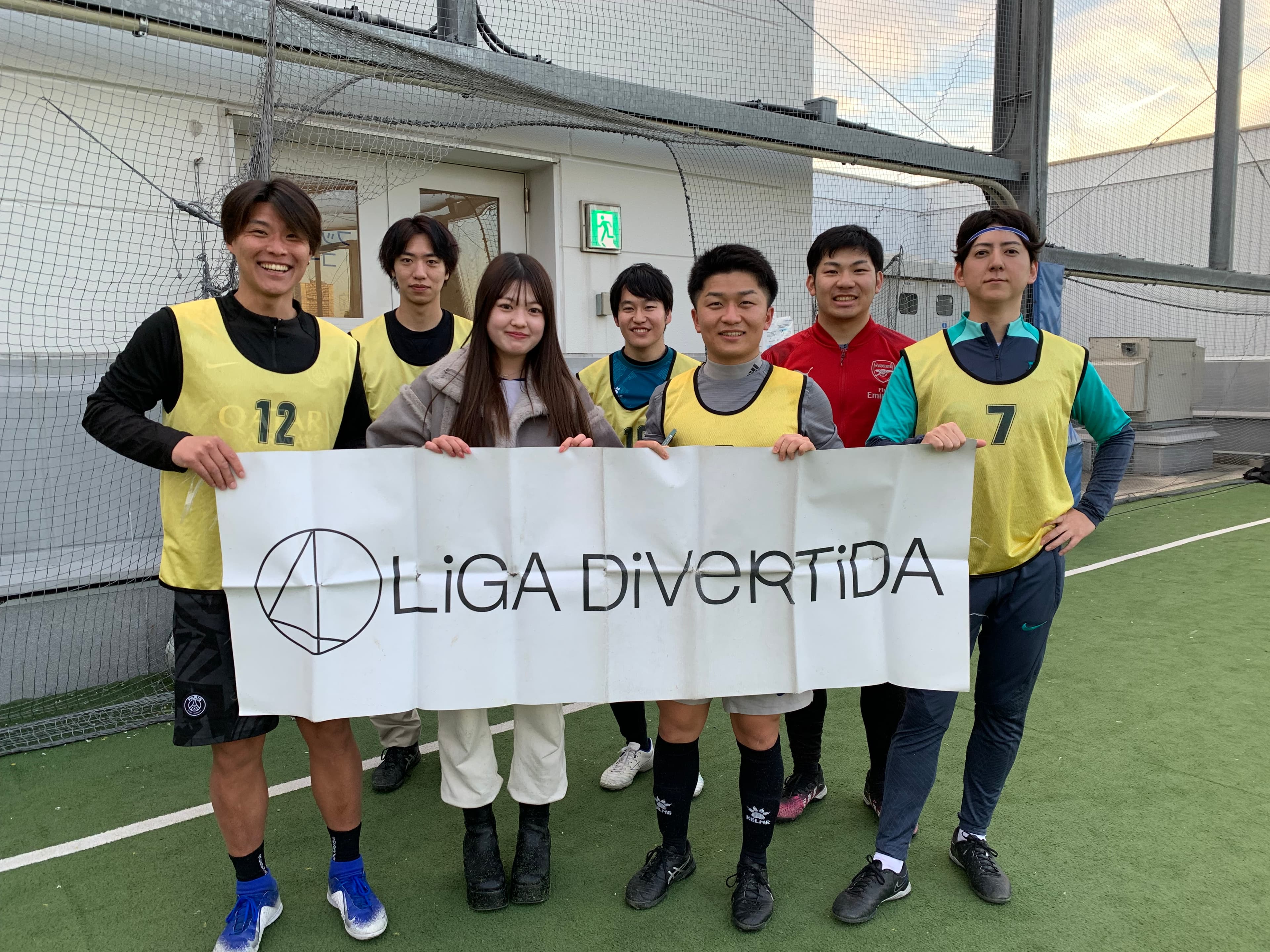 FC忠誠心 - 2024年12月30日 有明 BUDDYスポーツアリーナ 屋上人工芝コート フットサル