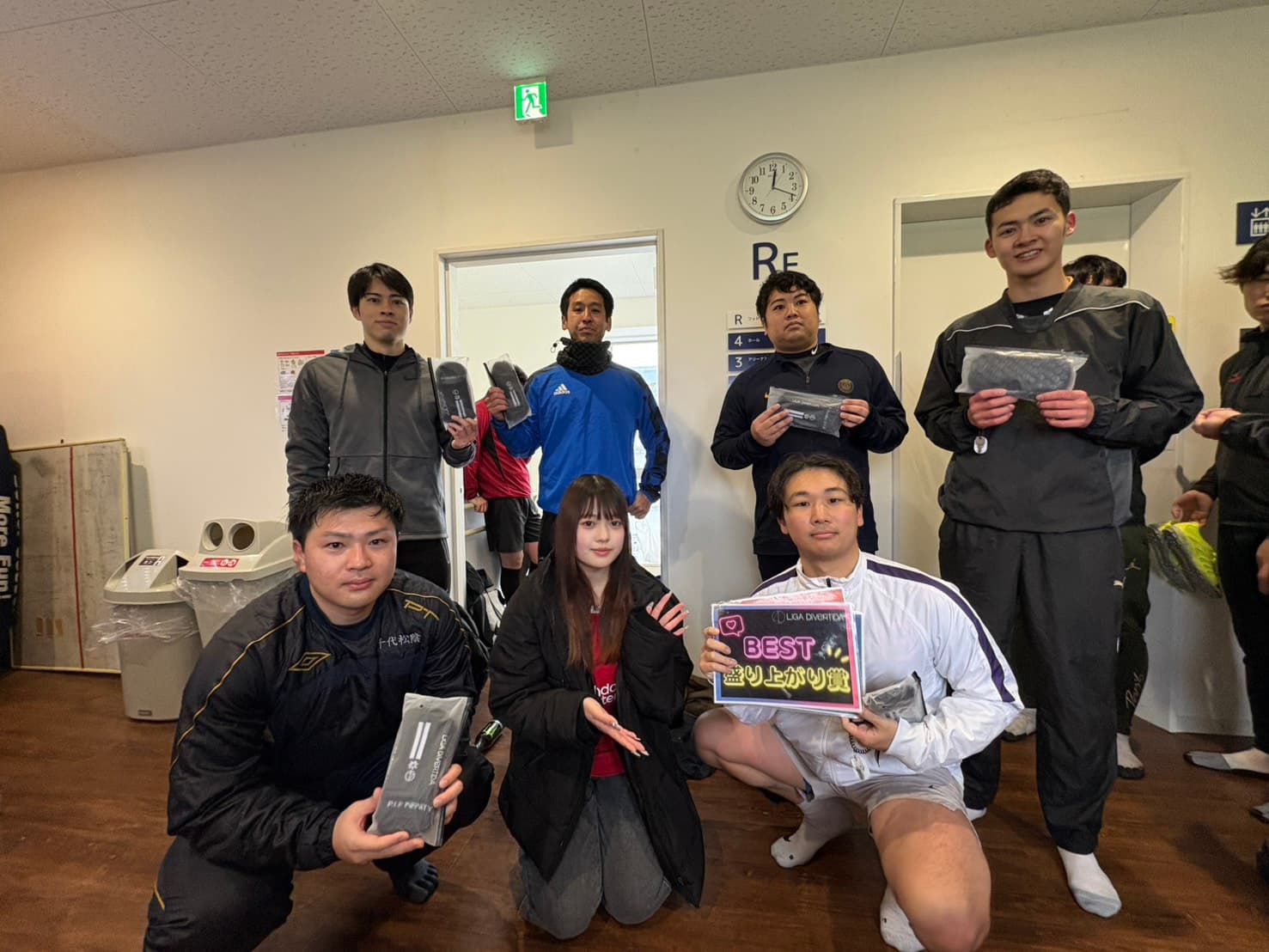 2025年12月14日 有明 BUDDYスポーツアリーナ 屋上人工芝コート フットサル 大会風景