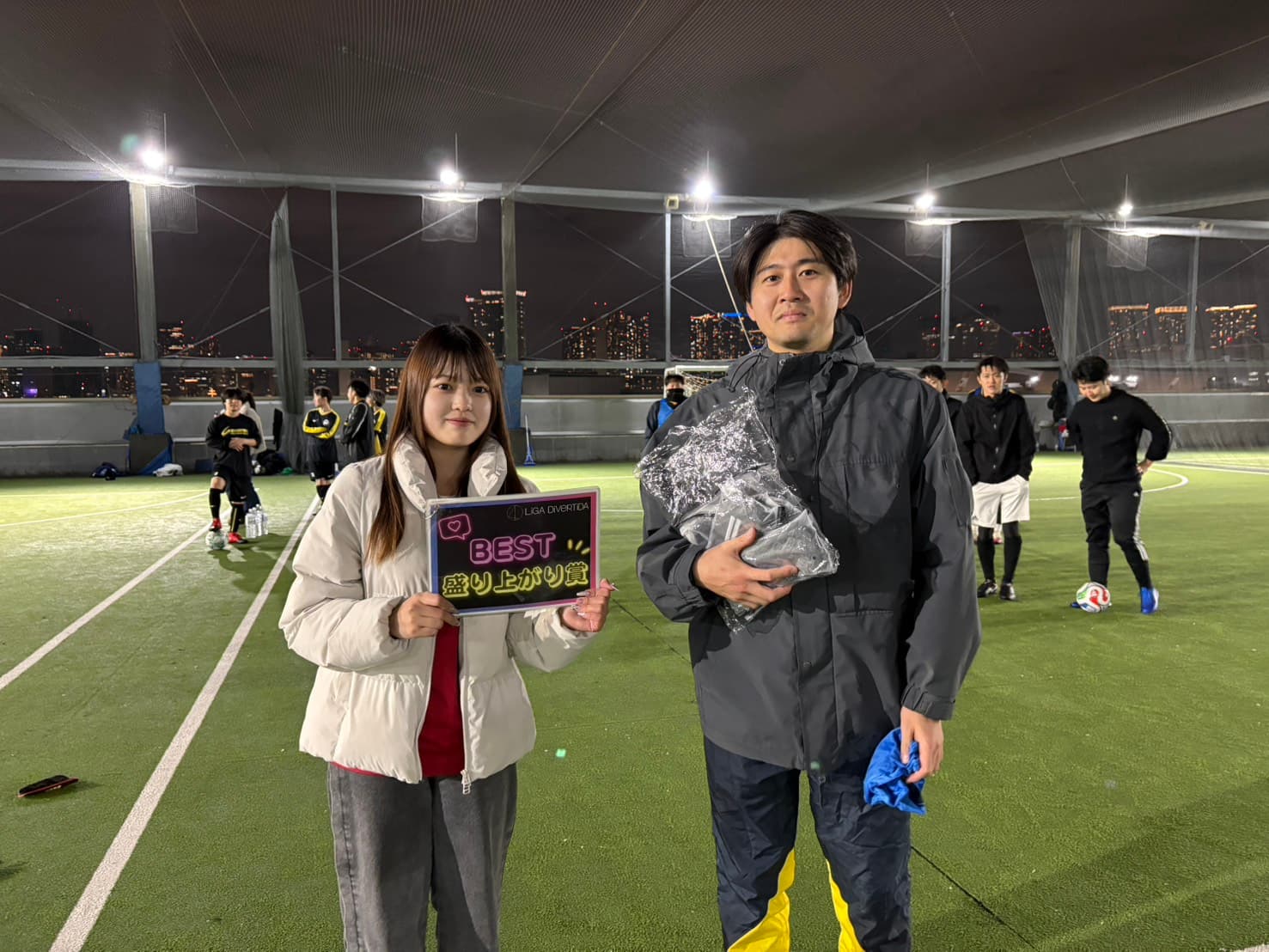 2025年12月14日 有明 BUDDYスポーツアリーナ 屋上人工芝コート フットサル 大会風景