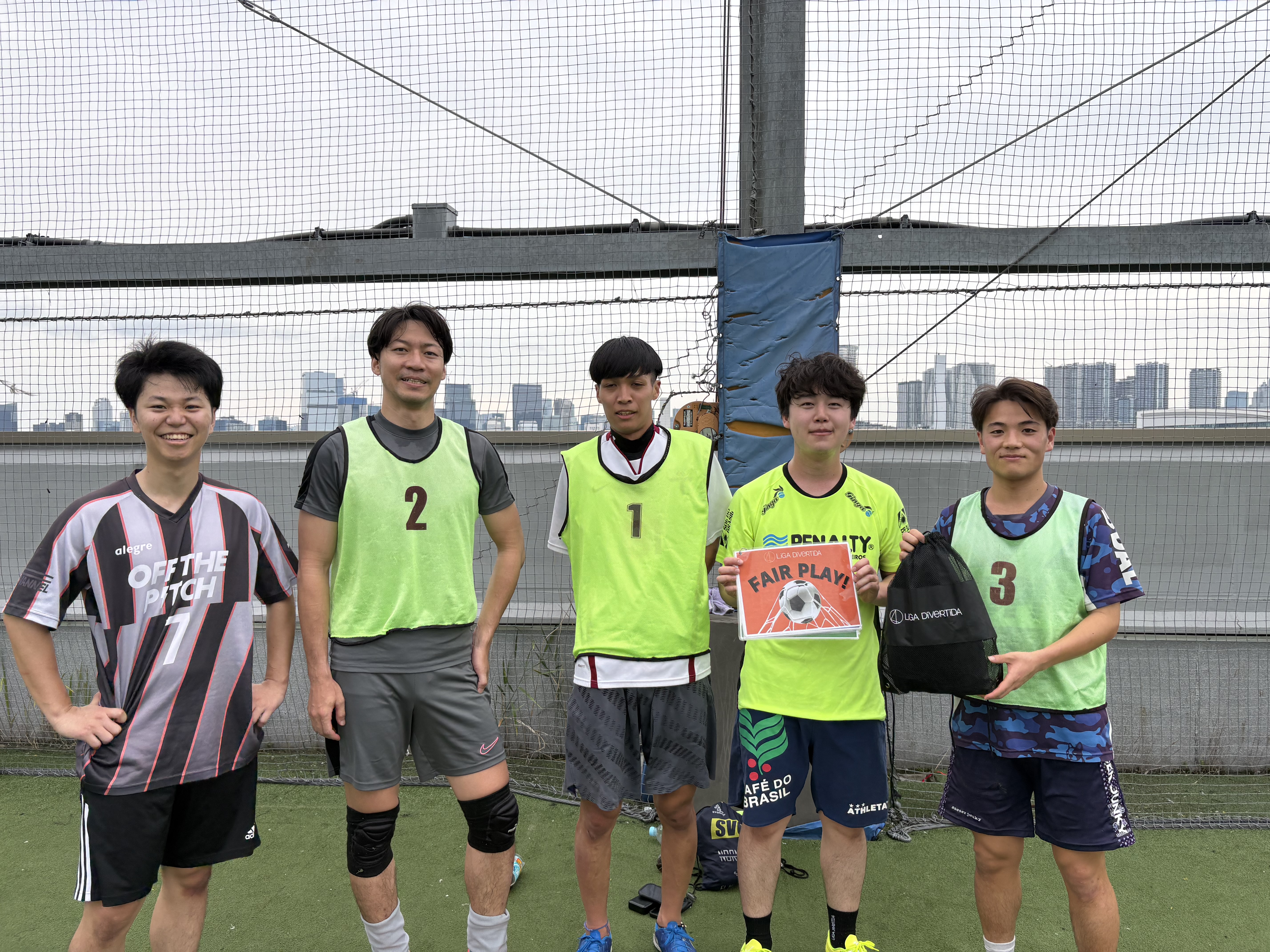 2026年6月14日 有明 BUDDYスポーツアリーナ 屋上人工芝コート フットサル 大会風景