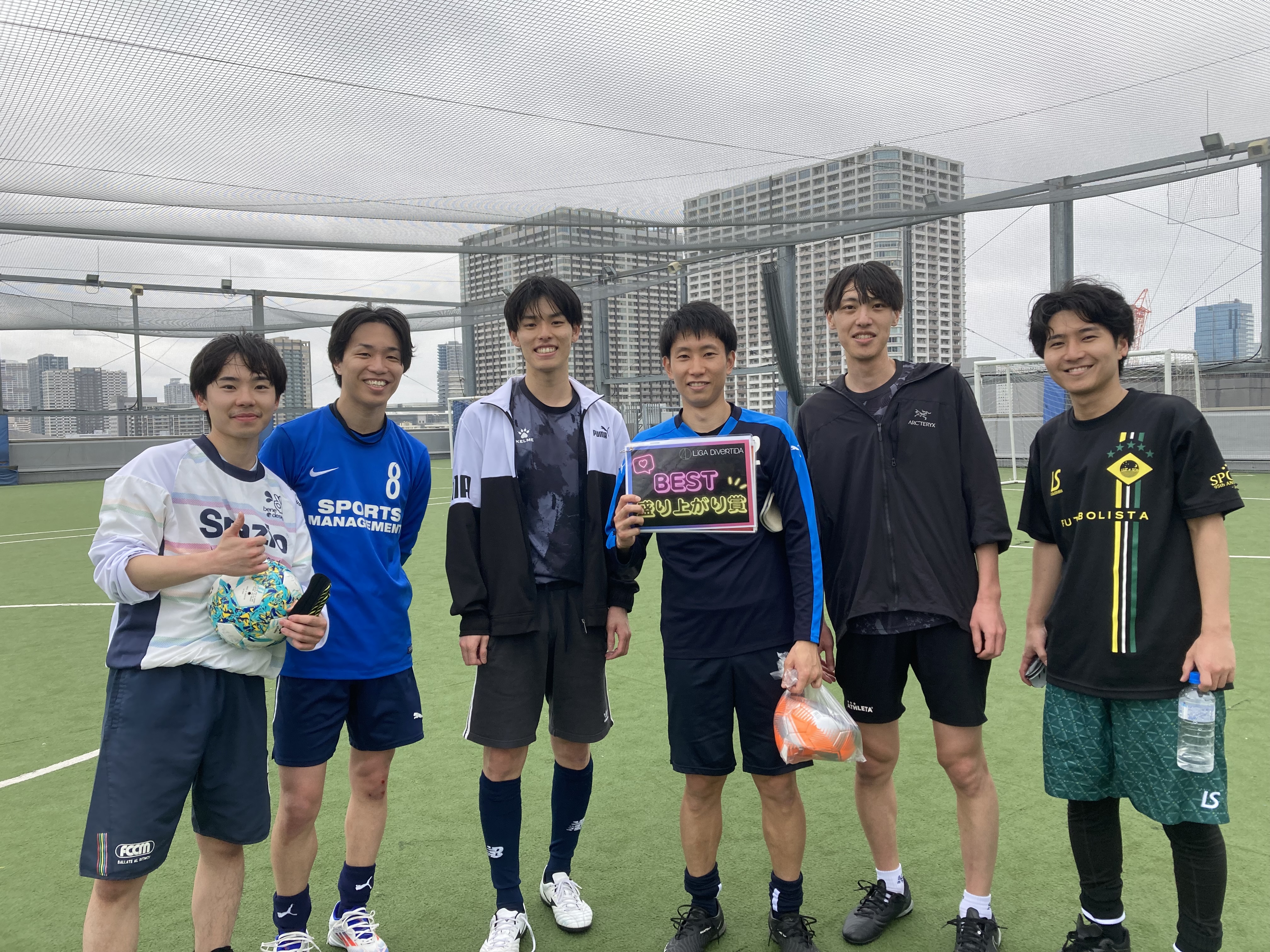 2025年4月13日 有明 BUDDYスポーツアリーナ 屋上人工芝コート フットサル 大会風景