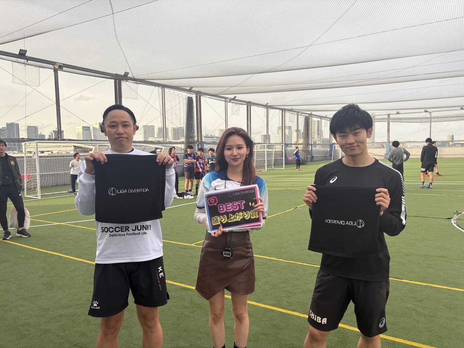 2025年5月10日 有明 BUDDYスポーツアリーナ 屋上人工芝コート フットサル 大会風景