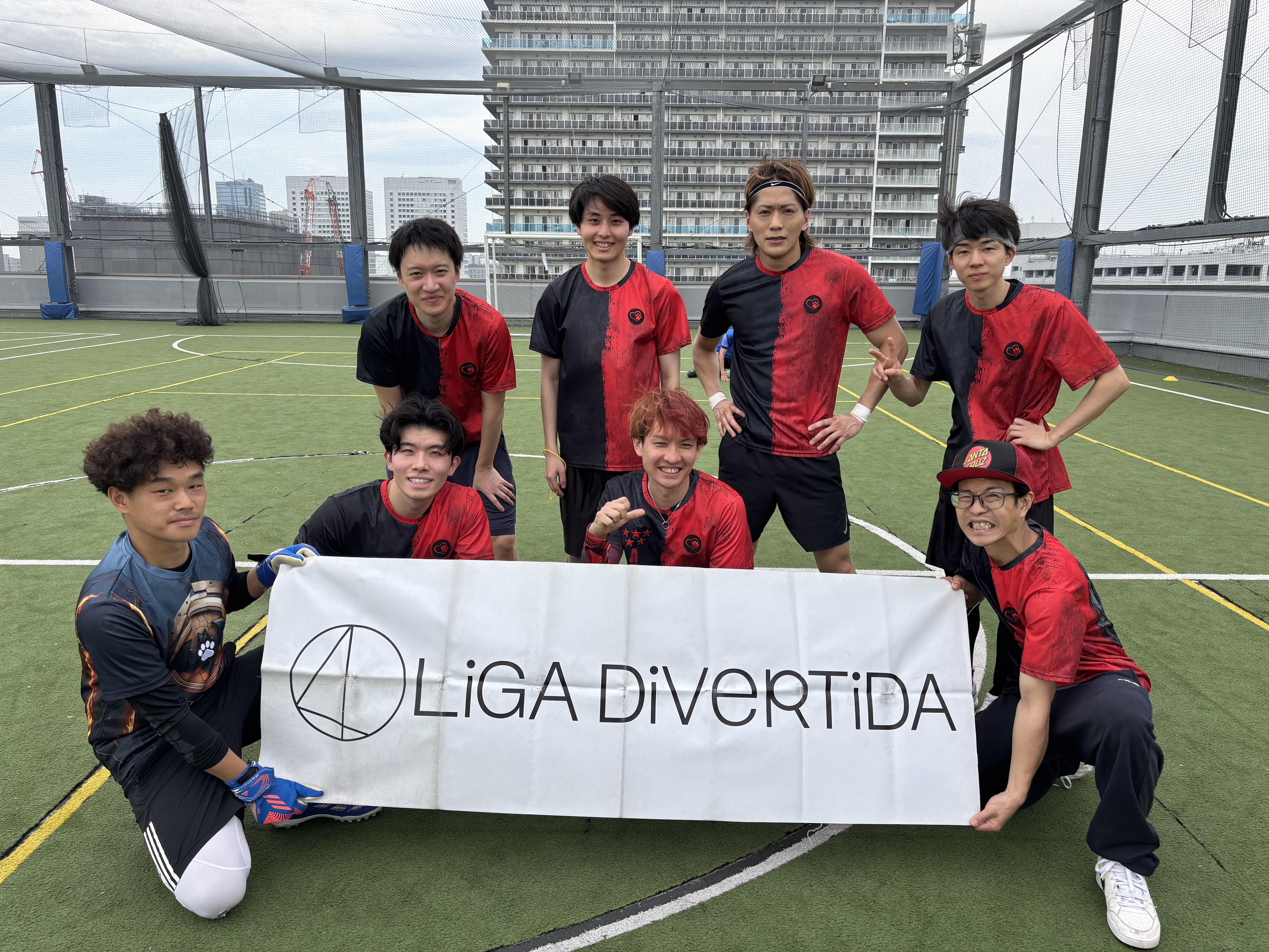 赤髪蹴球団 - 2025年5月18日 有明 BUDDYスポーツアリーナ 屋上人工芝コート