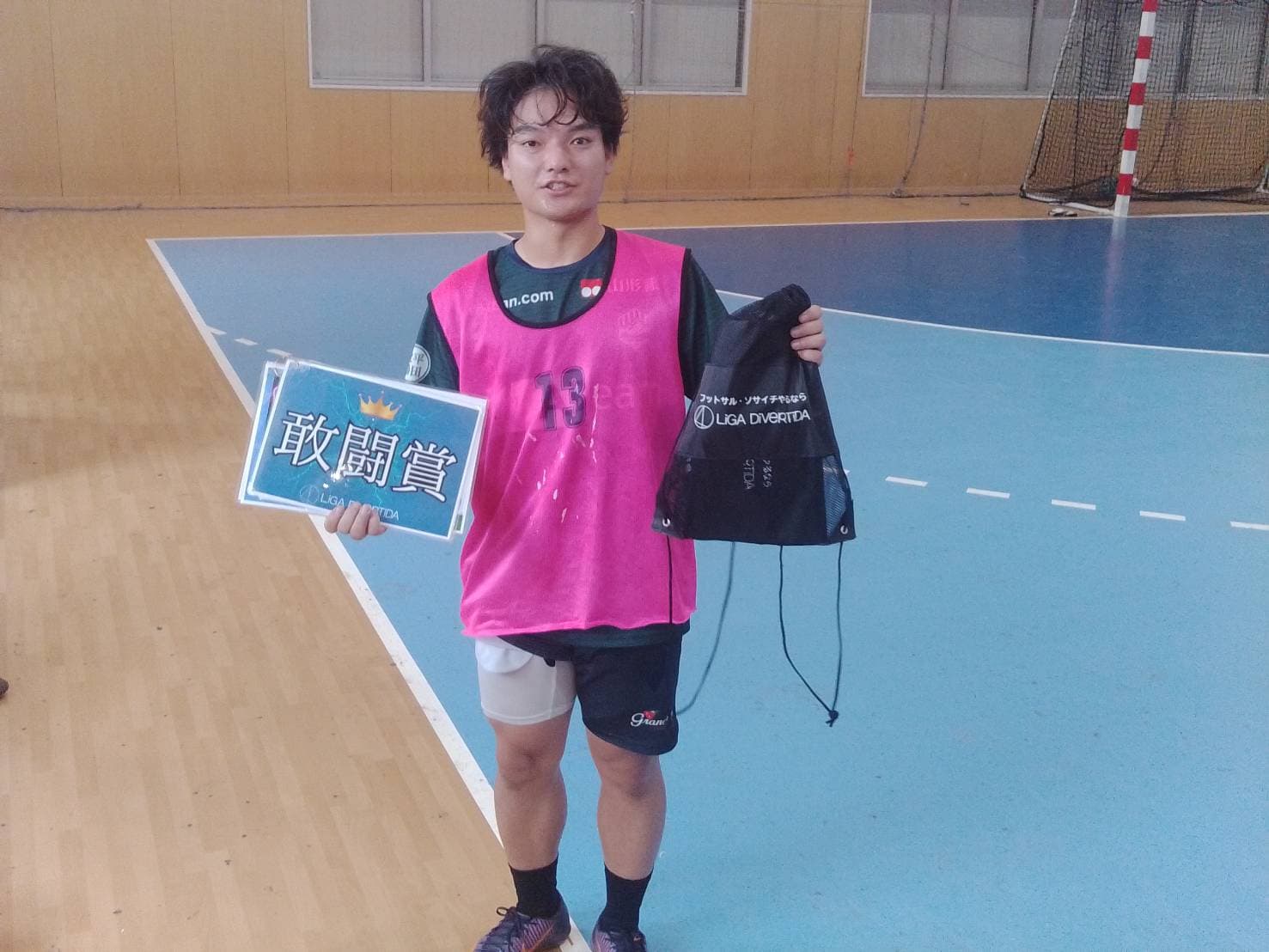 2025年8月11日 有明 BUDDYスポーツアリーナ 屋上人工芝コート フットサル 大会風景